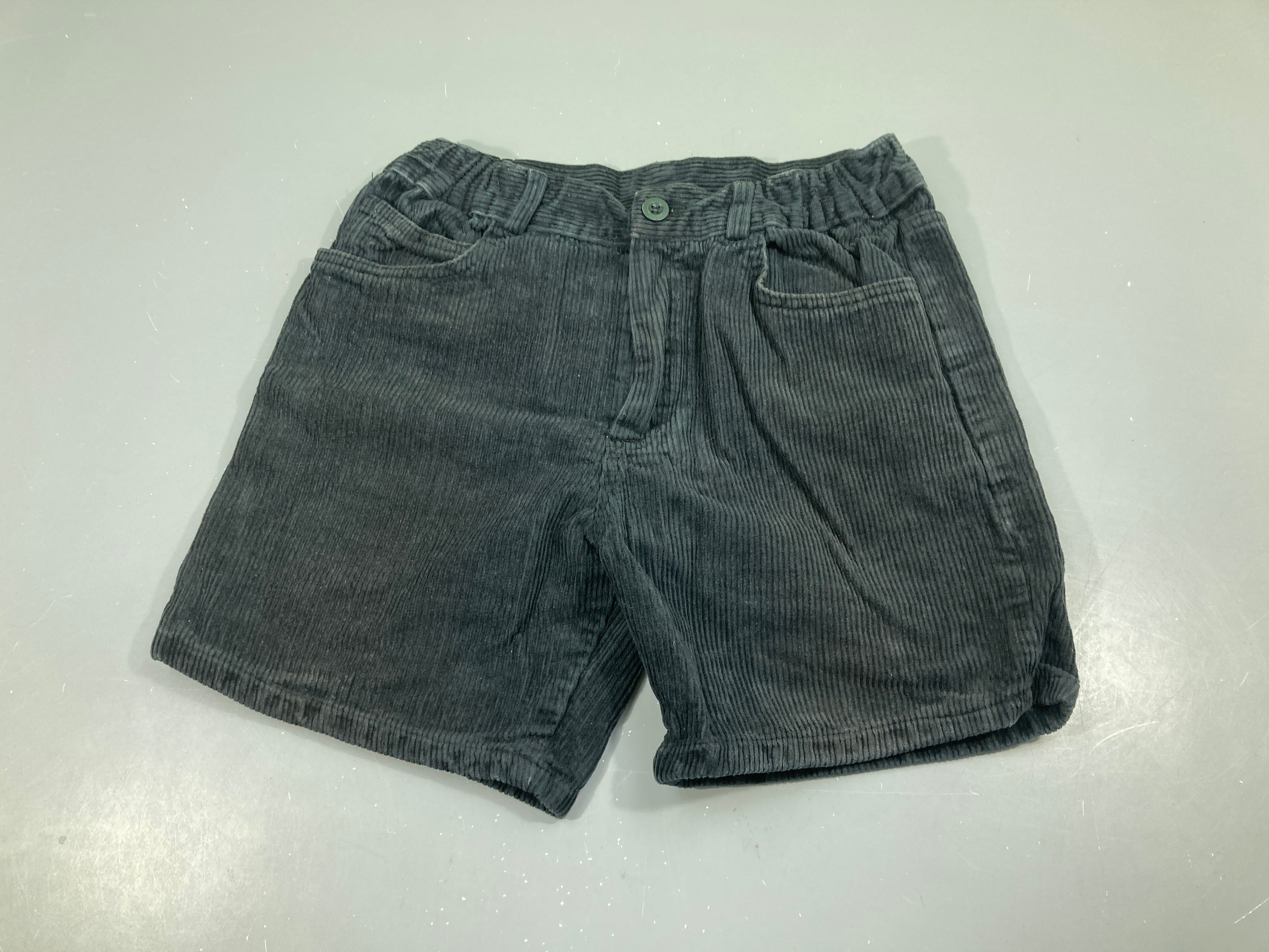 Short velours noir La scouterie 36