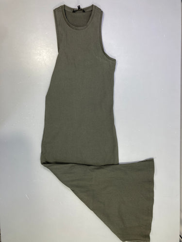 Robe tube s.m gris foncé côtelé, moins cher chez Petit Kiwi