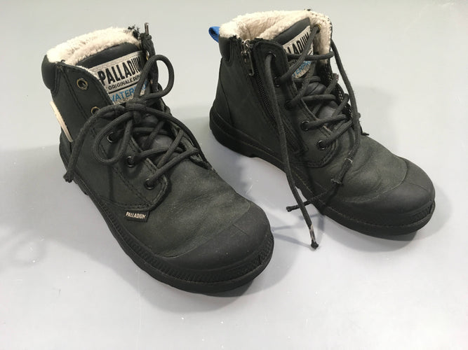 Bottines montantes cuir noir doublé fausse fourrure Palladium 31 , usées lacets abimés mais bon état  général, moins cher chez Petit Kiwi
