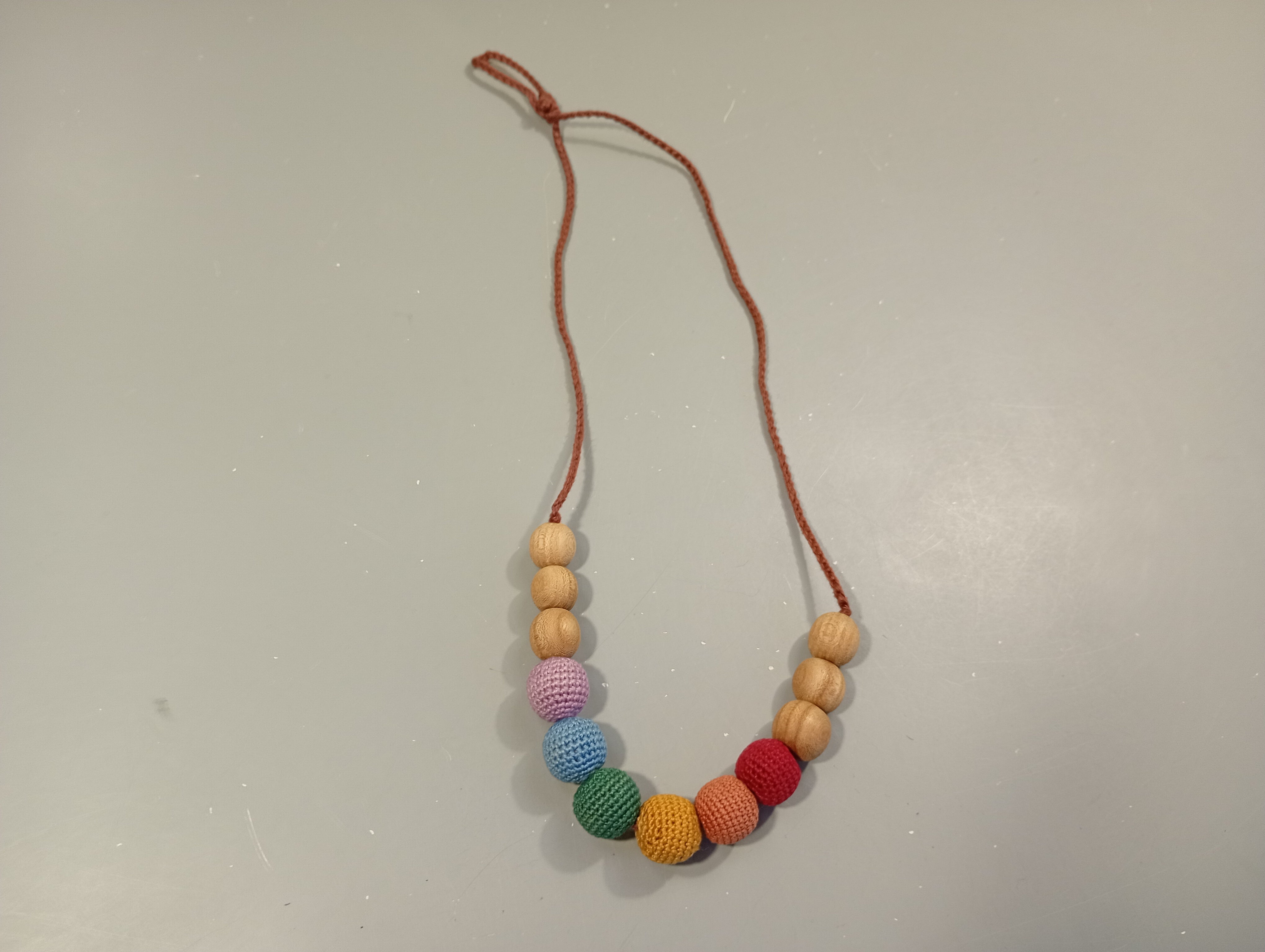 Collier d'allaitement coloré, corde  brune