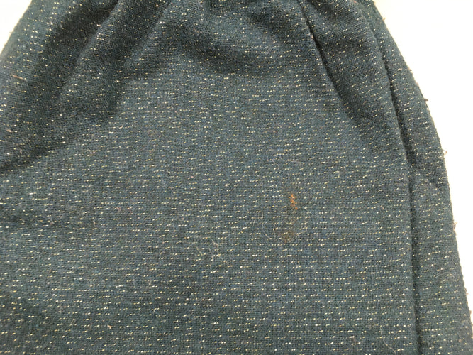 Short vert bleuté fil métalisé doré 33%Laine-Petite tache à relver arrière, moins cher chez Petit Kiwi