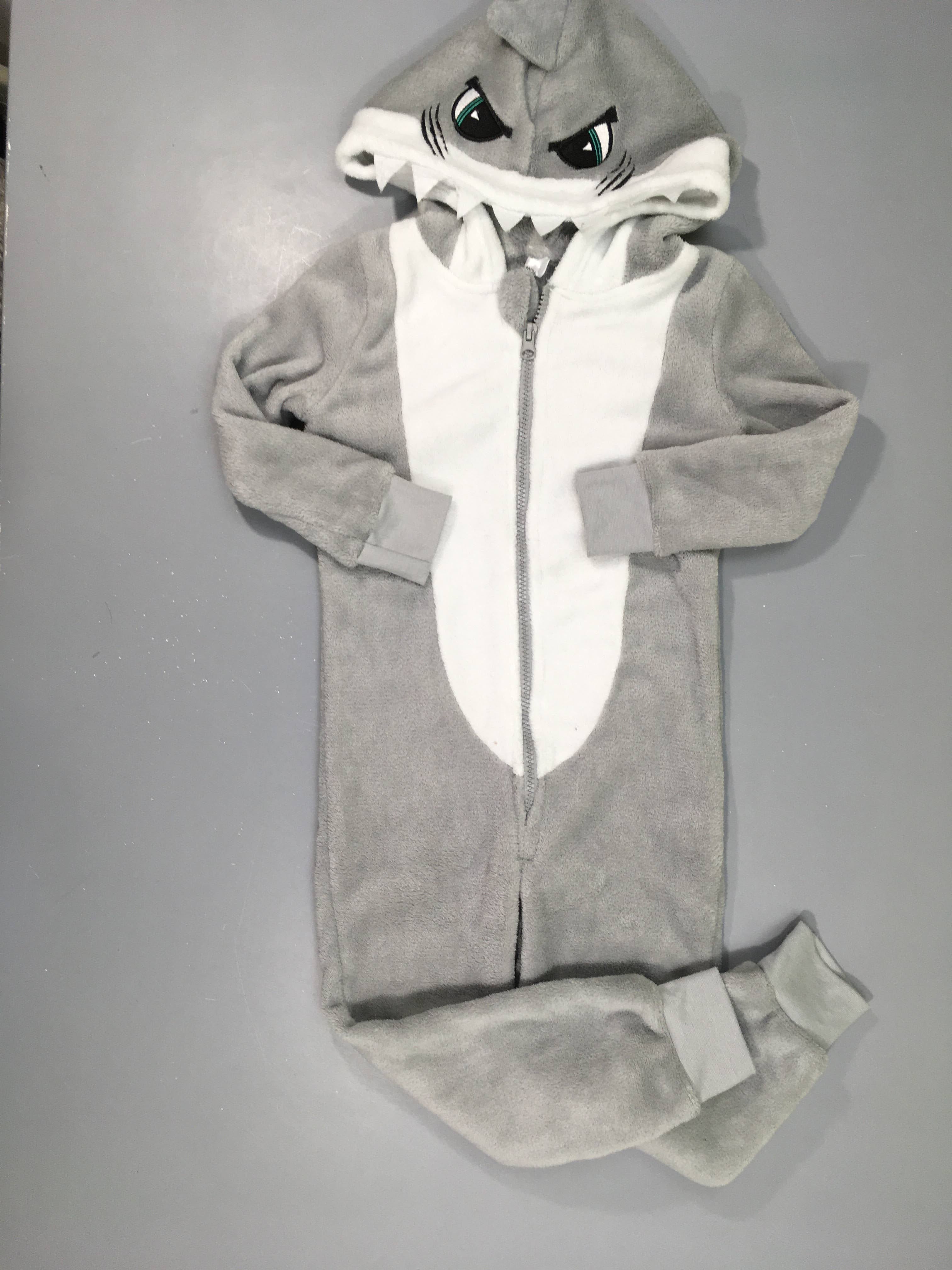 Surpyjama gris-blanc requin