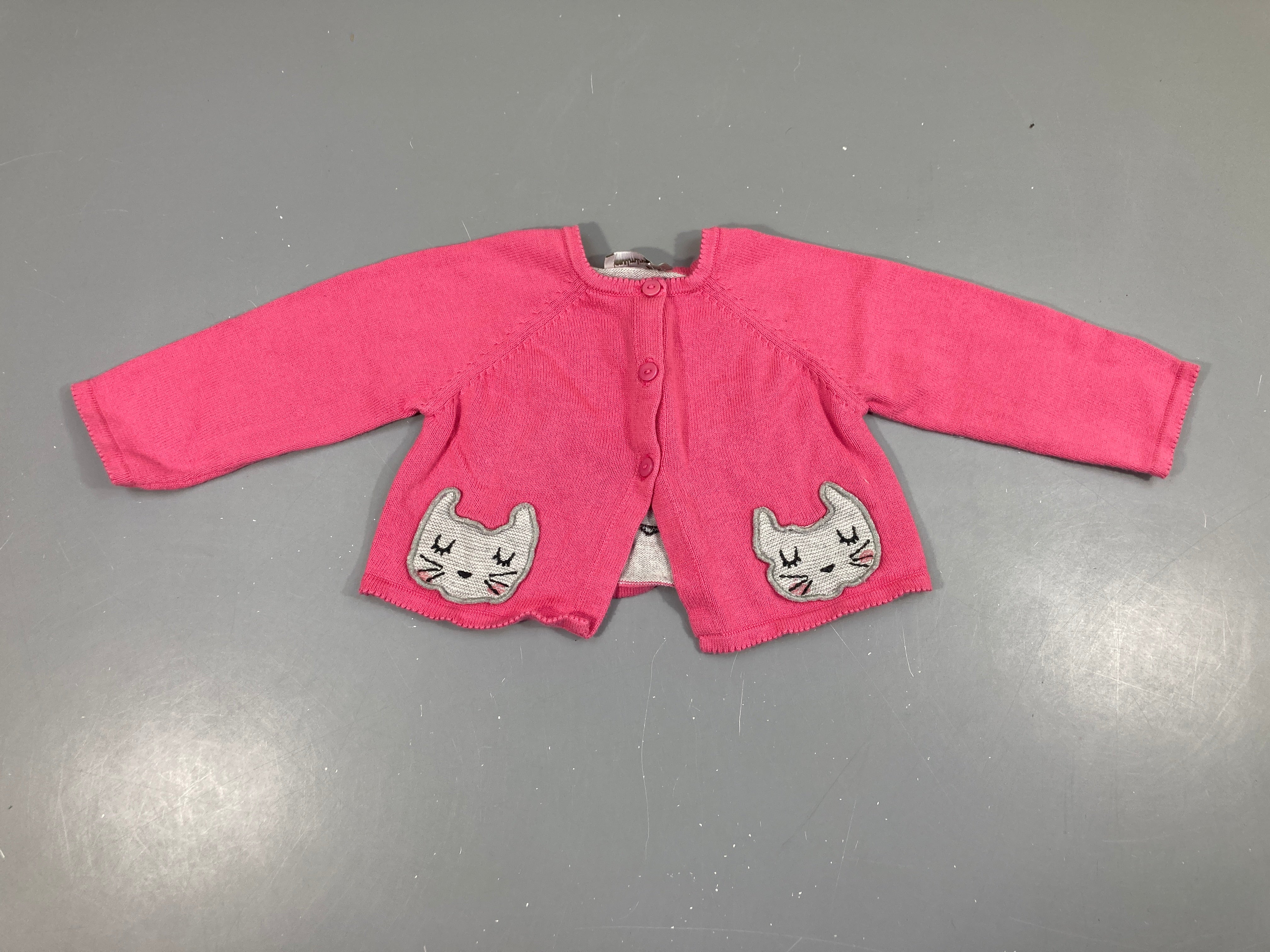 Gilet rose-gris chat gris