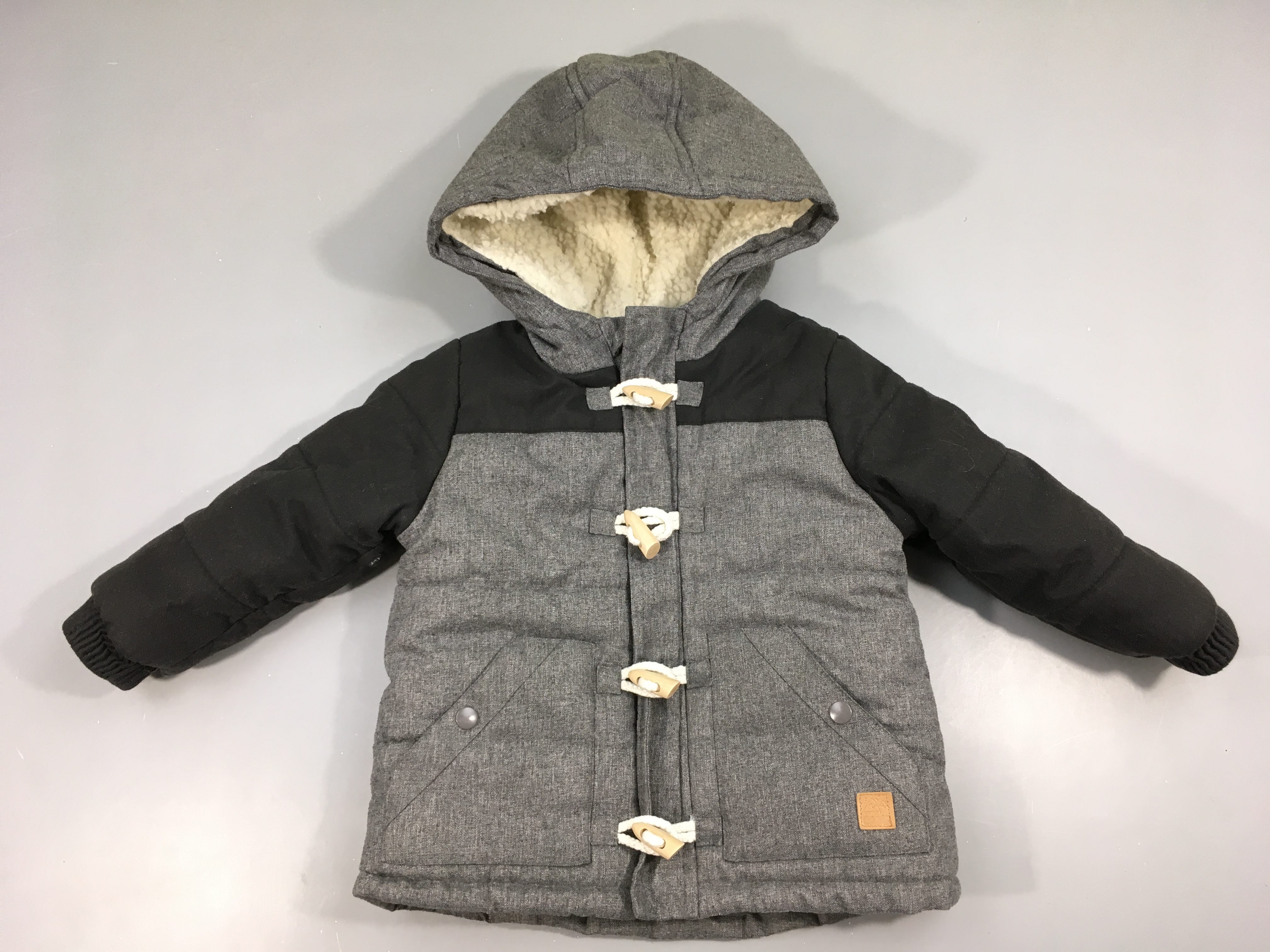Veste ouatinée gris chiné/bleu marine doublé moutonné à capuche