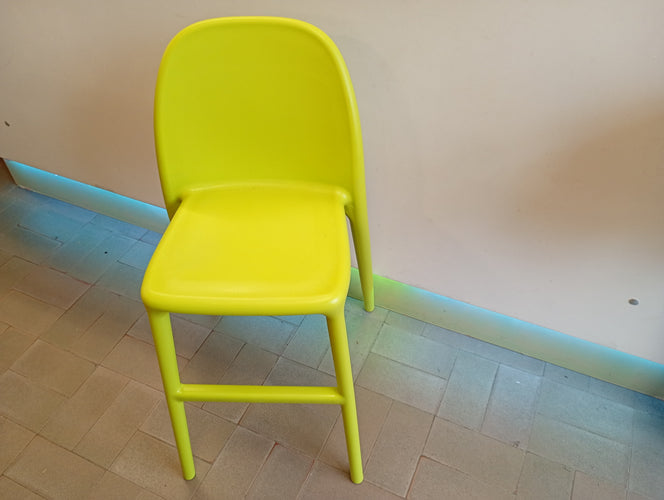 Chaise haute bébé verte  Ikéa., moins cher chez Petit Kiwi