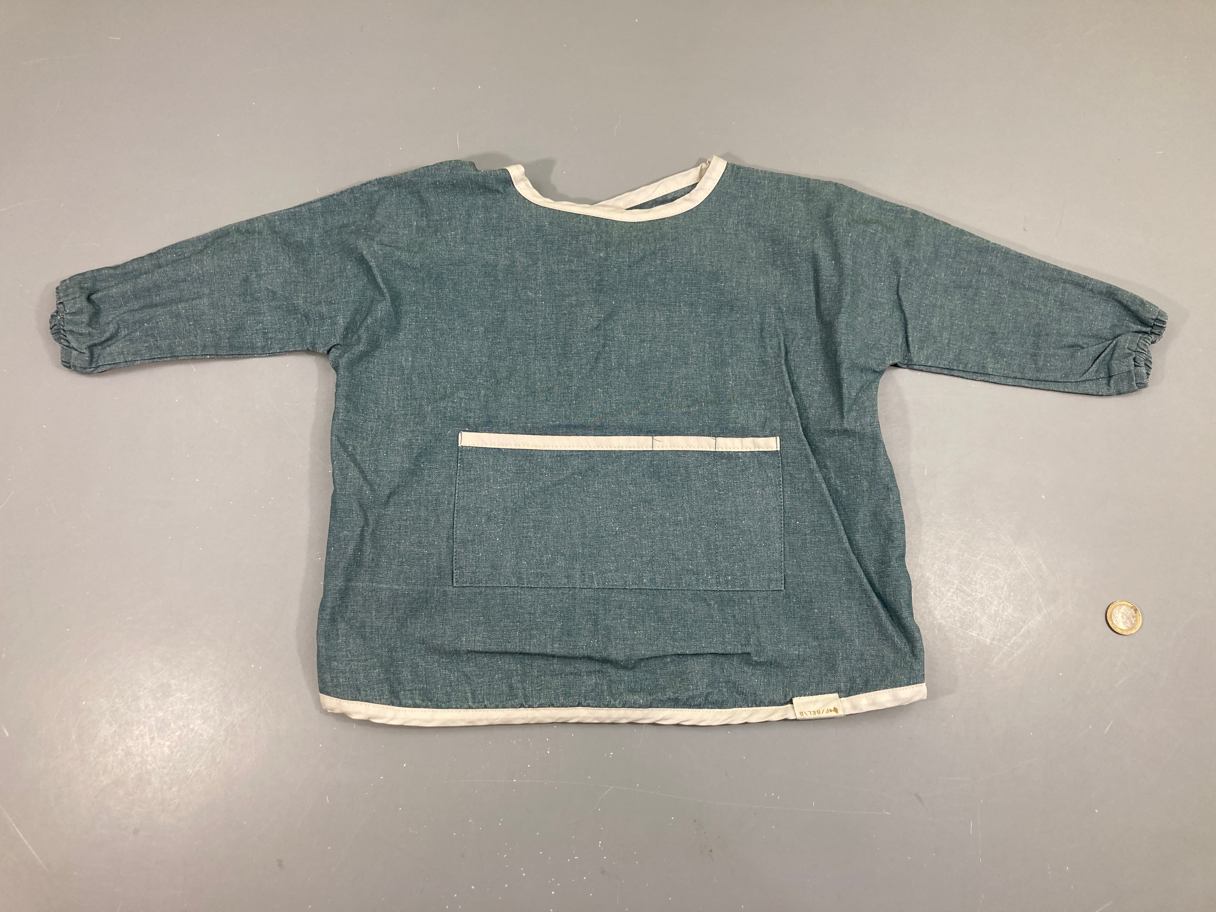 Tablier tissu enduit bleu Fabelab