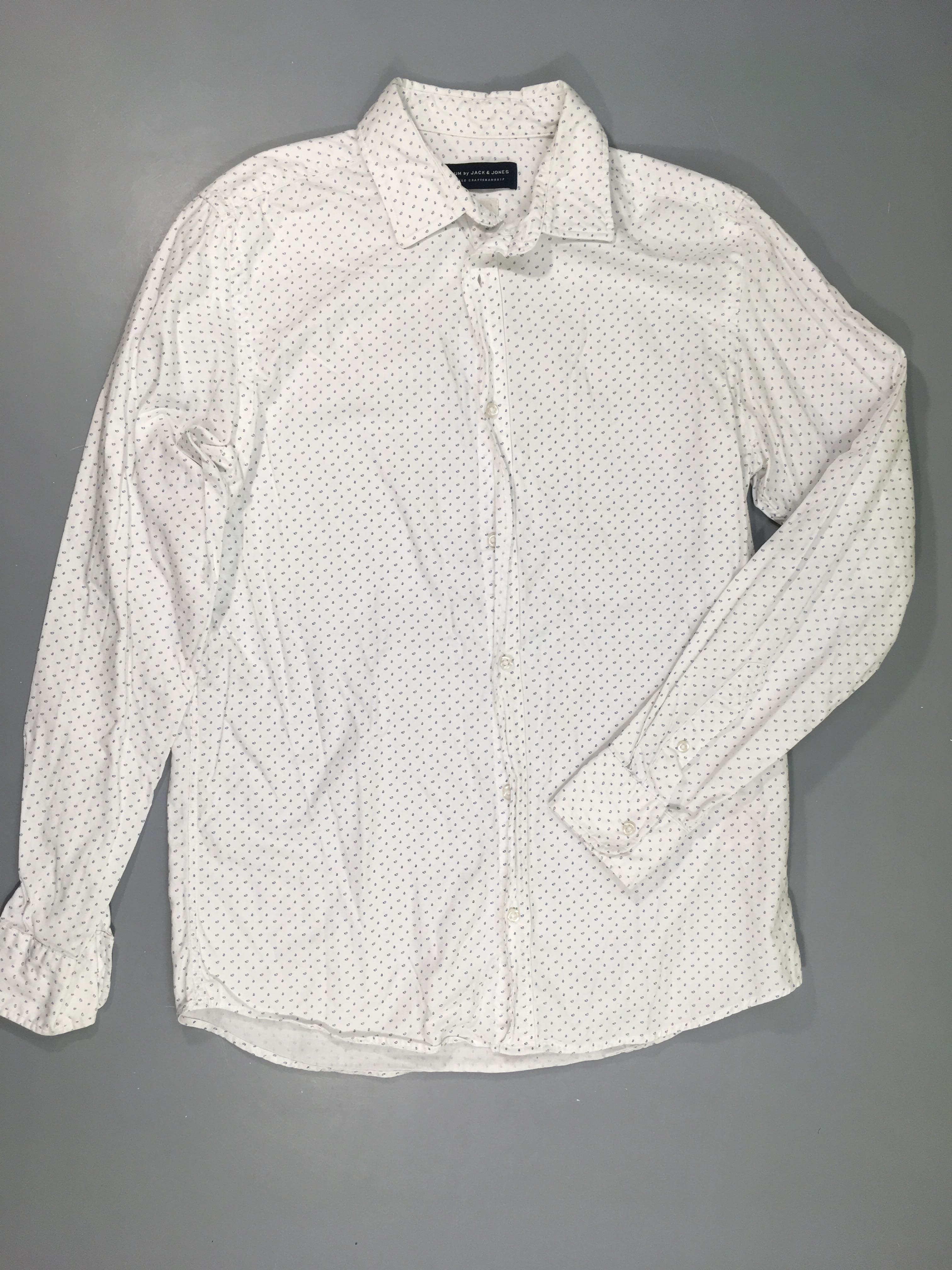 Chemise m.l blanche motifs bleus