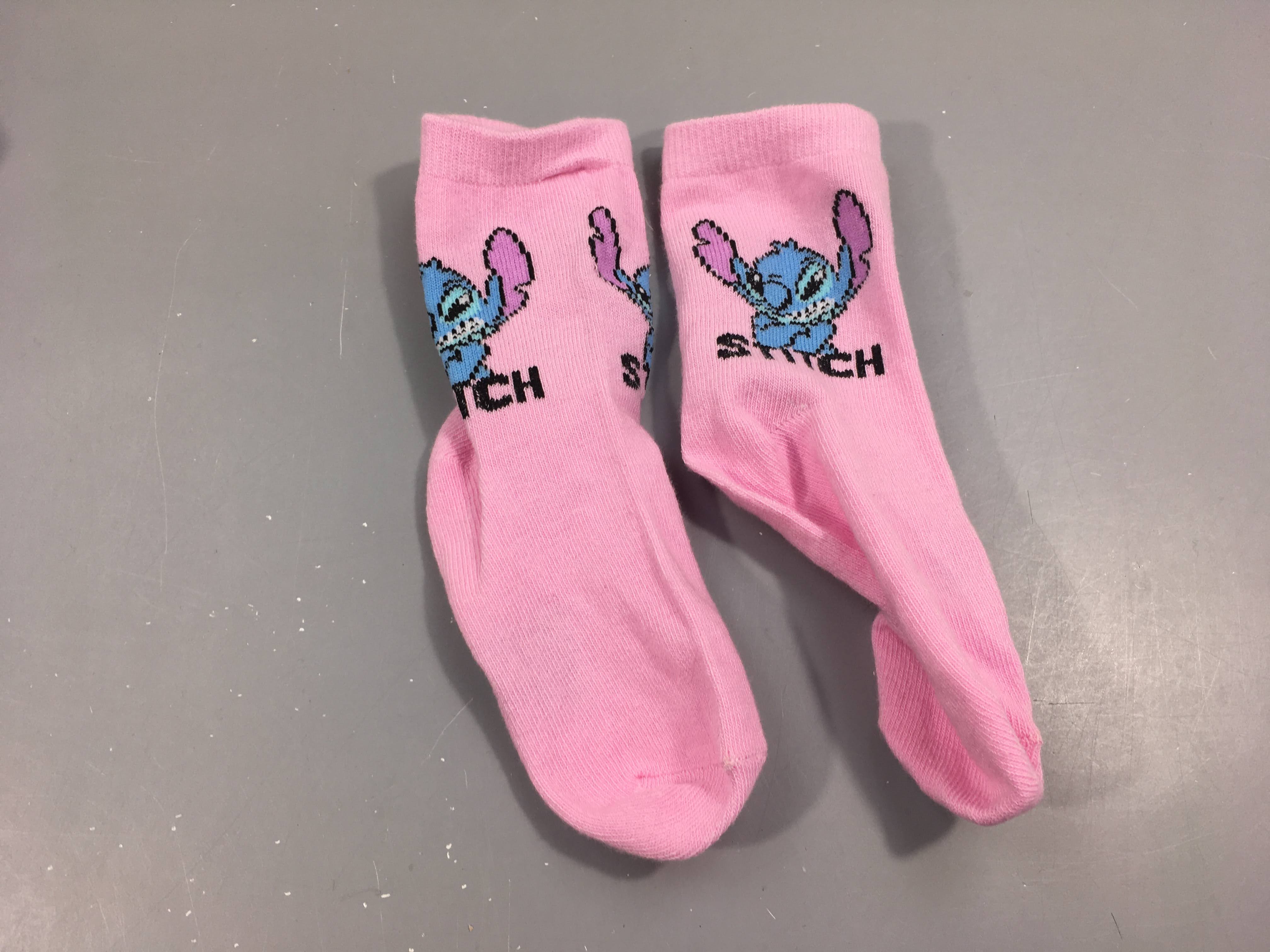 Chaussettes Stitch roses, P 23-26