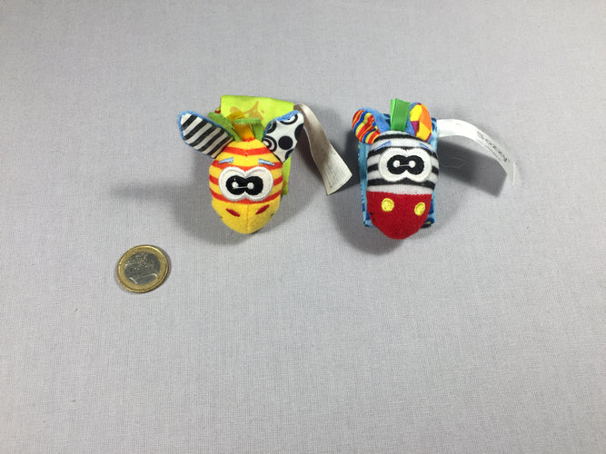 Lot de 2 petits hochets à mettre aux poignets, moins cher chez Petit Kiwi