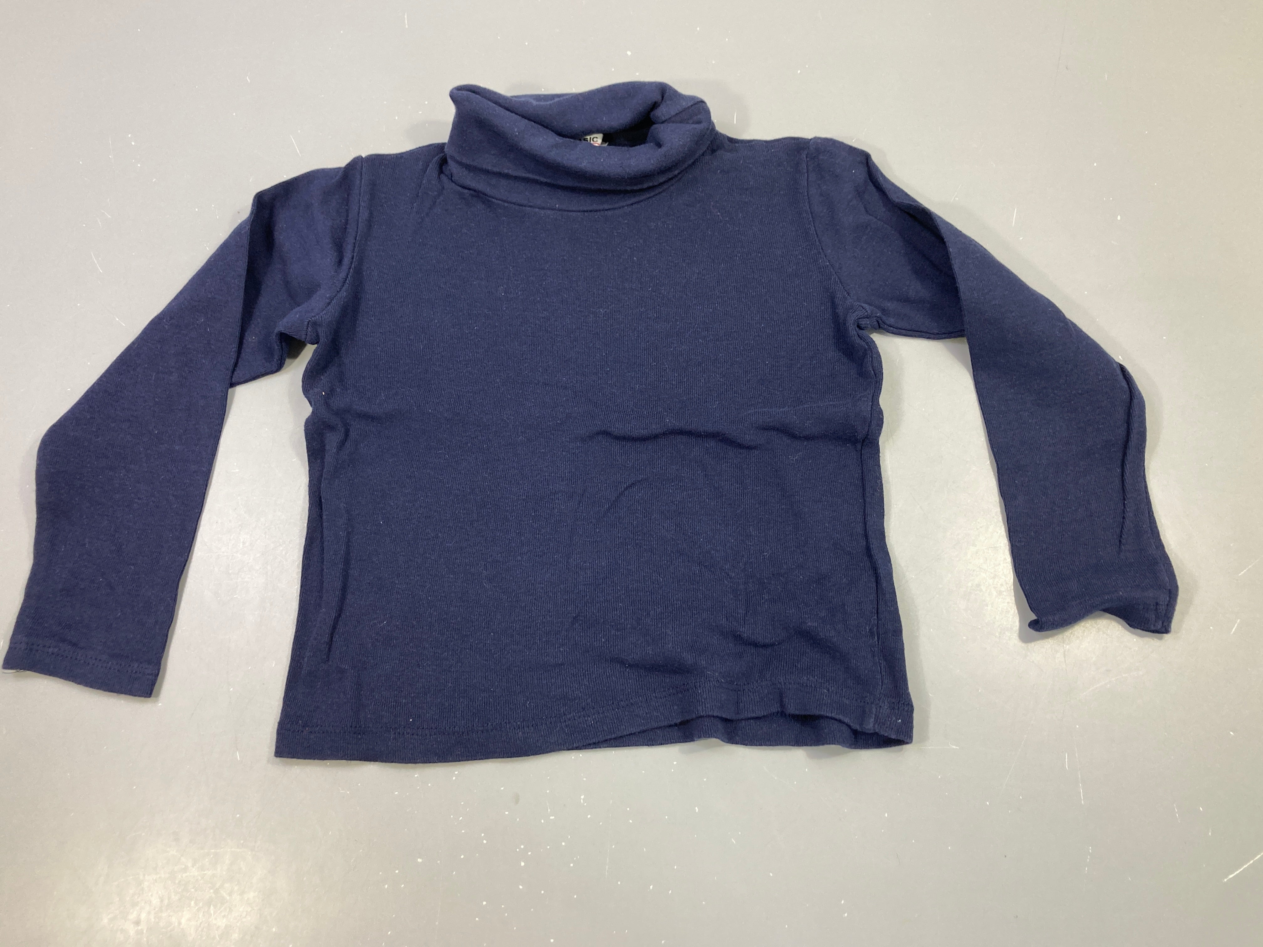T-shirt m.l col roulé bleu marine