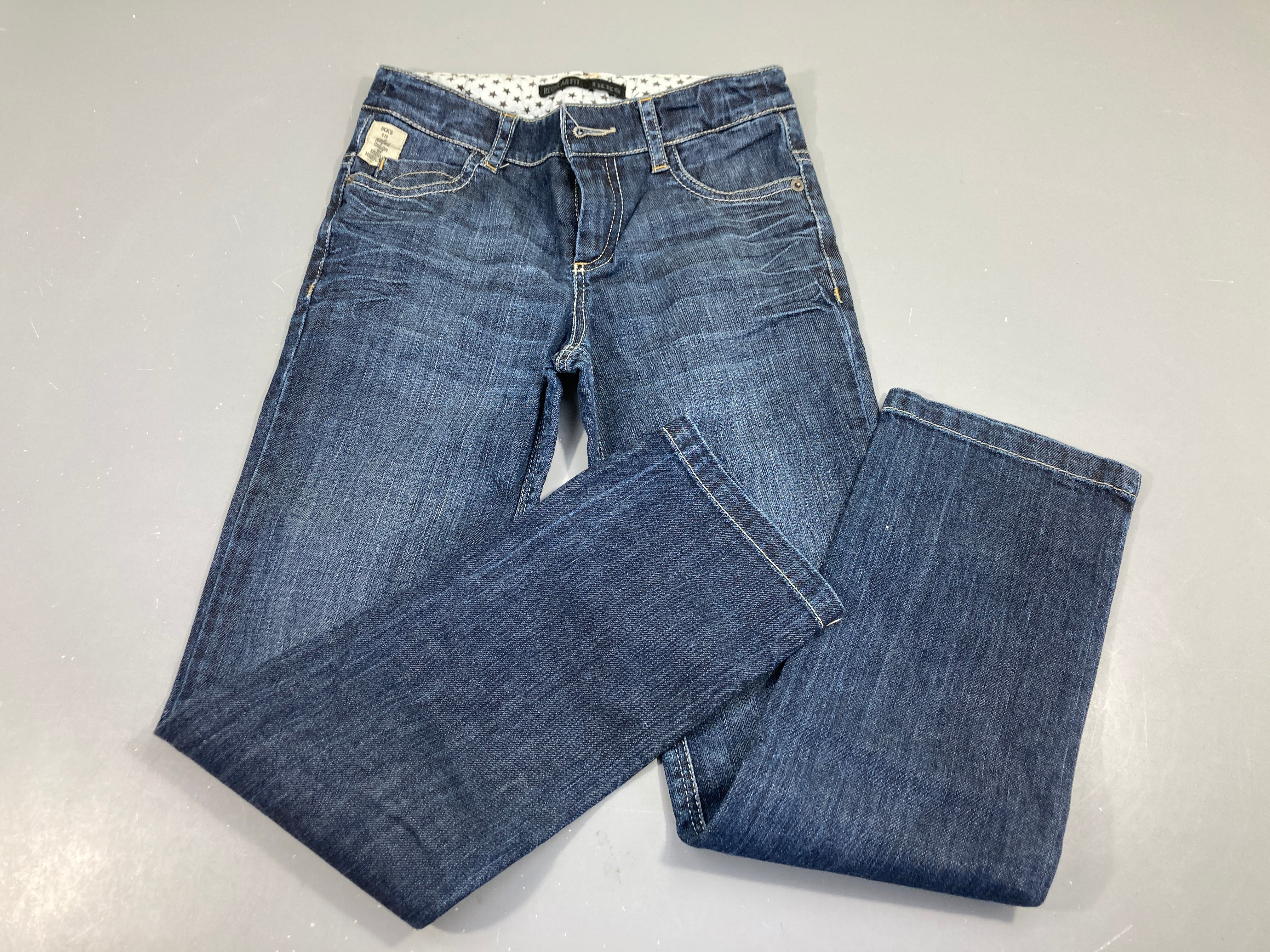 Jeans droit bleu foncé, taille estimée