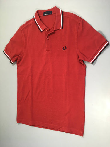 Polo m.c rouge Fred Perr.y, moins cher chez Petit Kiwi