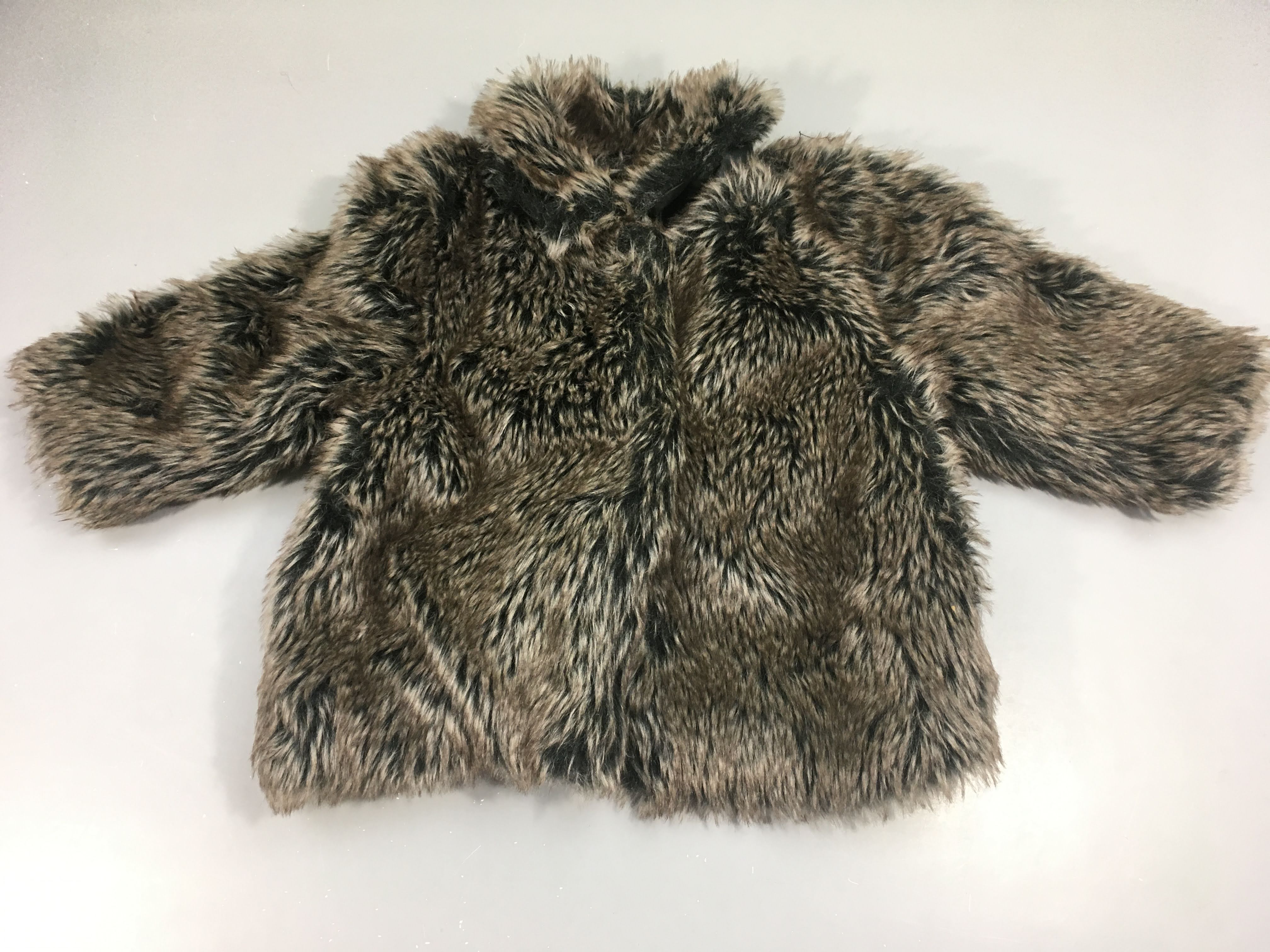 Manteau brun fausse fourrure