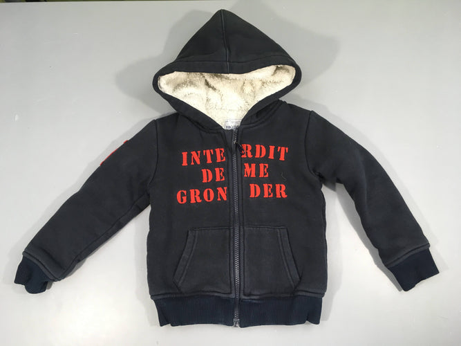 Sweat zippé à capuche bleu foncé doublé peluche interdit de me gronder, moins cher chez Petit Kiwi