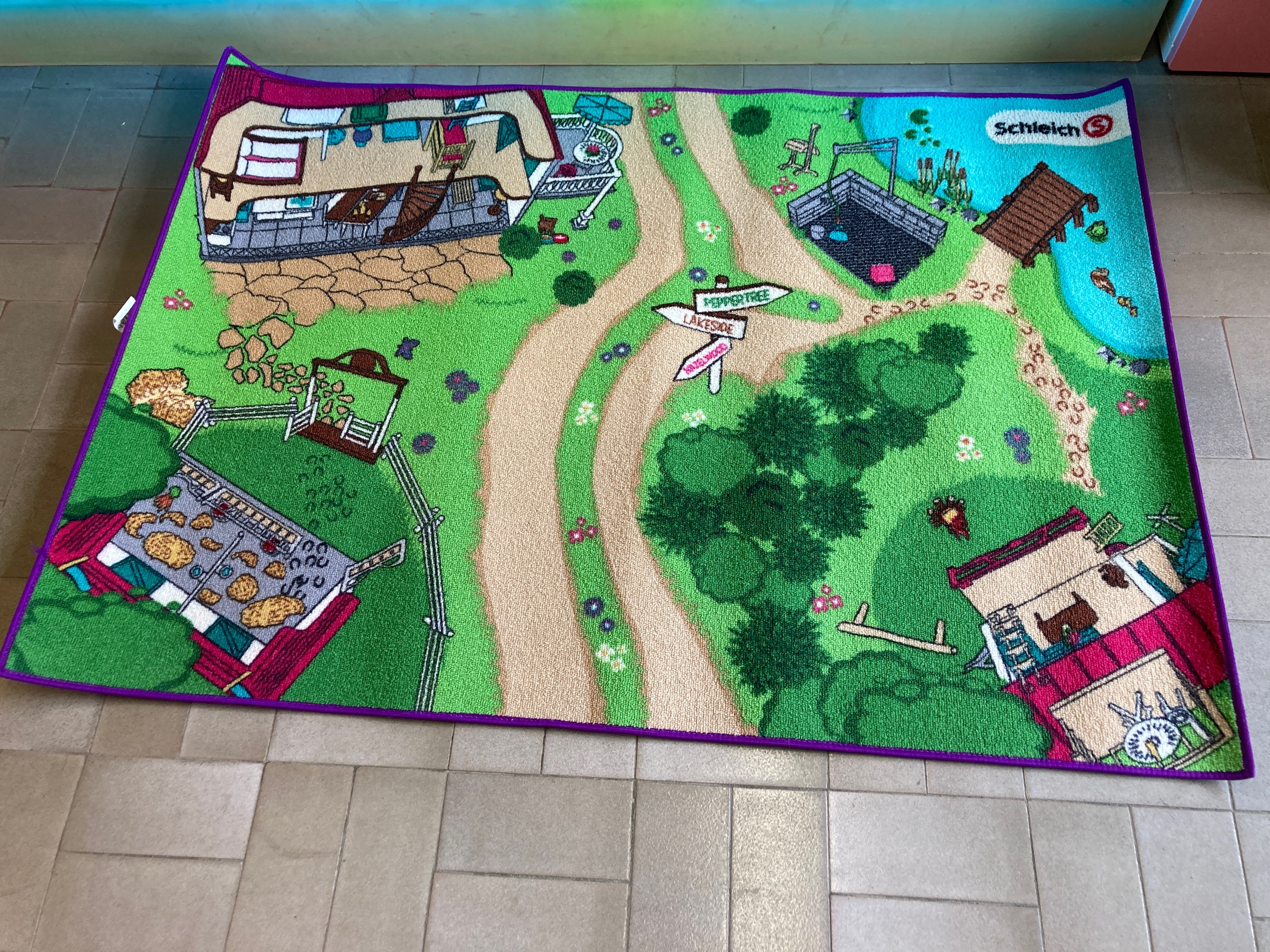 Tapis de jeu Schleich Horse Club (modèle 42465), 133 x 95 cm - 40€ neuf