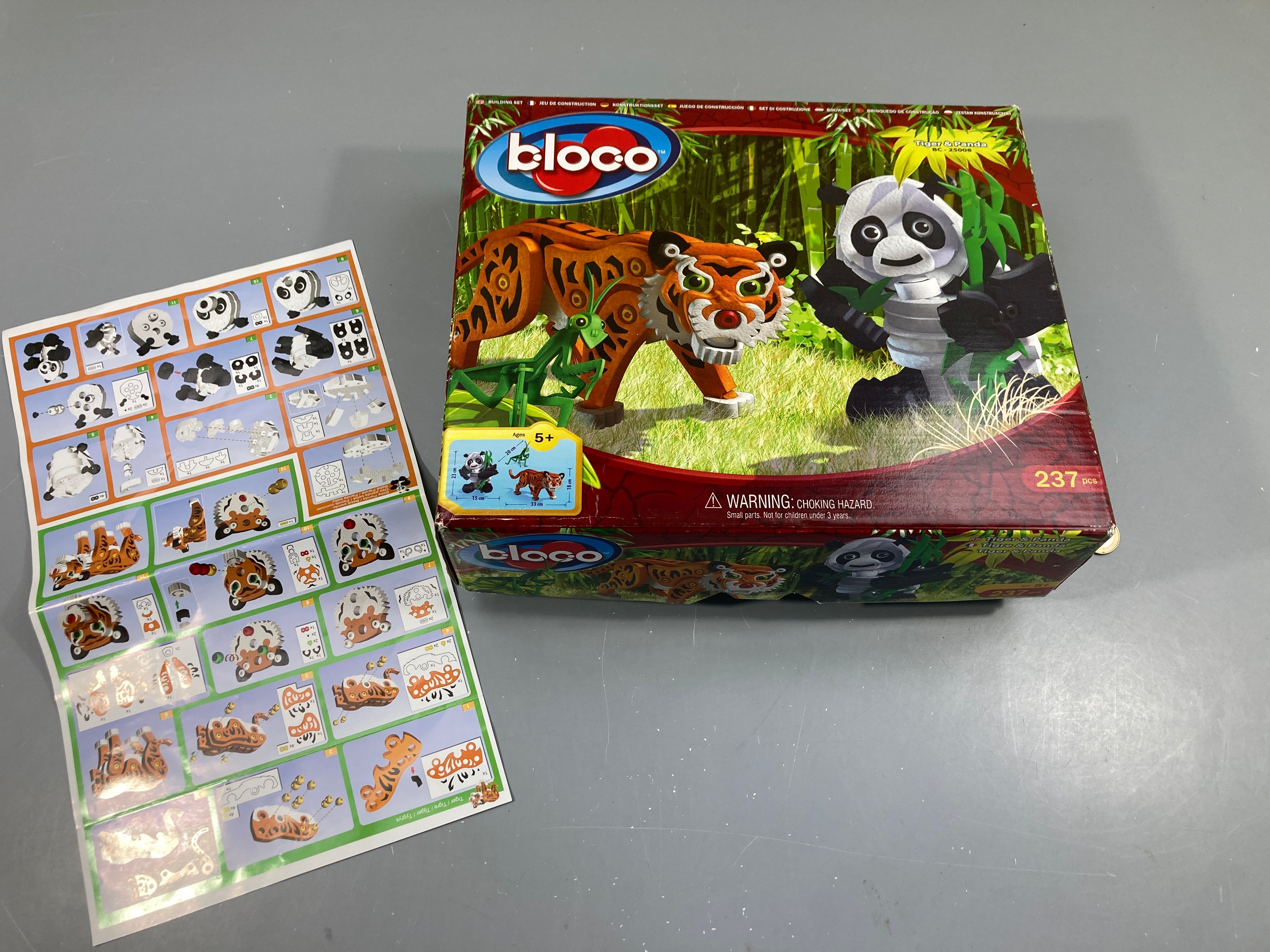 Bloco Tiger & Panda, 25008, jeu de construction en mousse 3D avec pièces articulées. 237pcs, complet