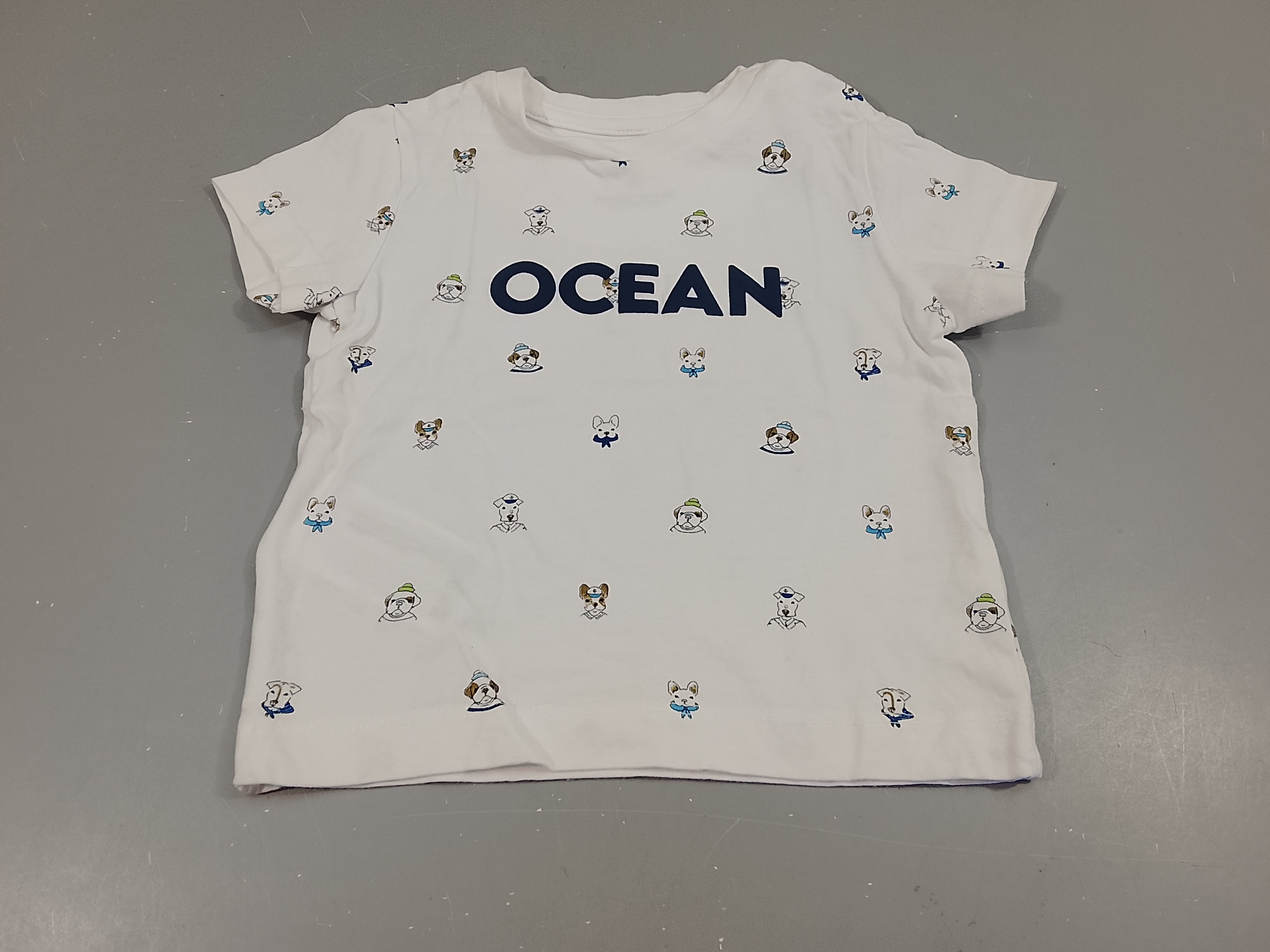 T-shirt m.c blanc , têtes de chiens 