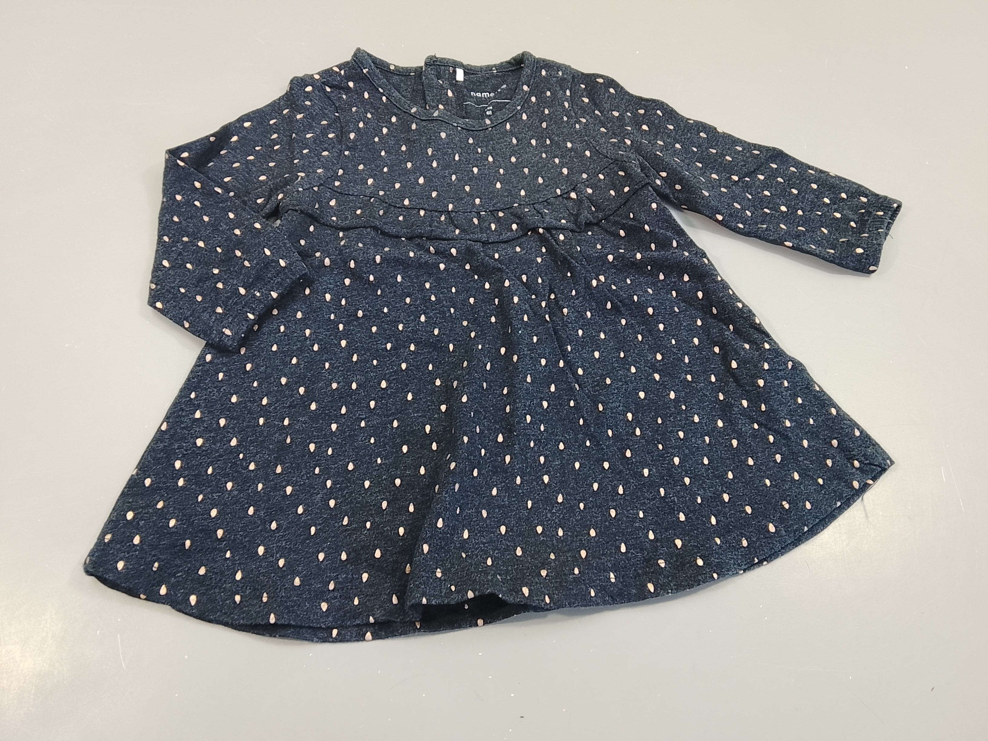 Robe m.l bleu marine chiné , motifs dorés