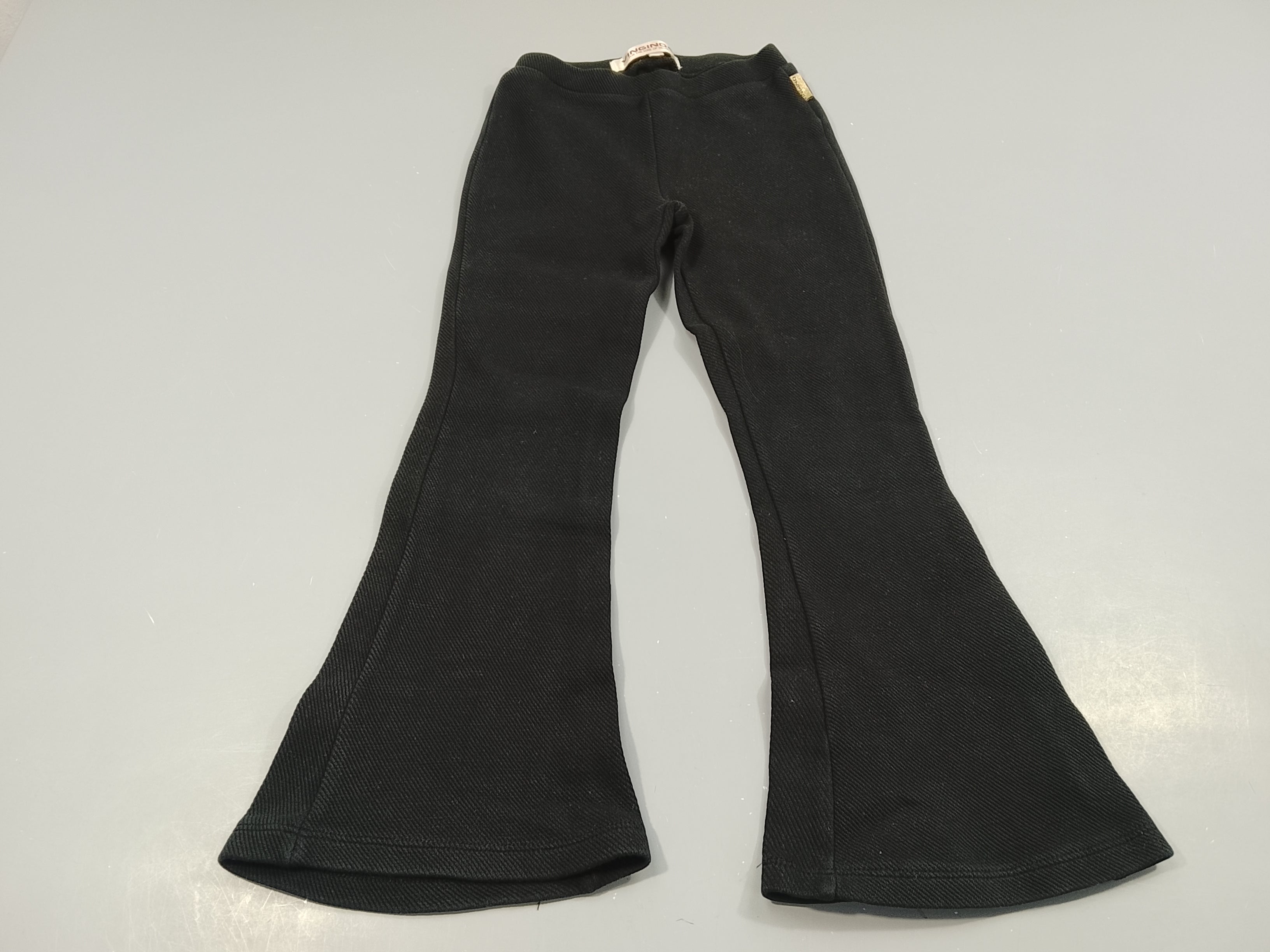 Legging évasé  noir texturé