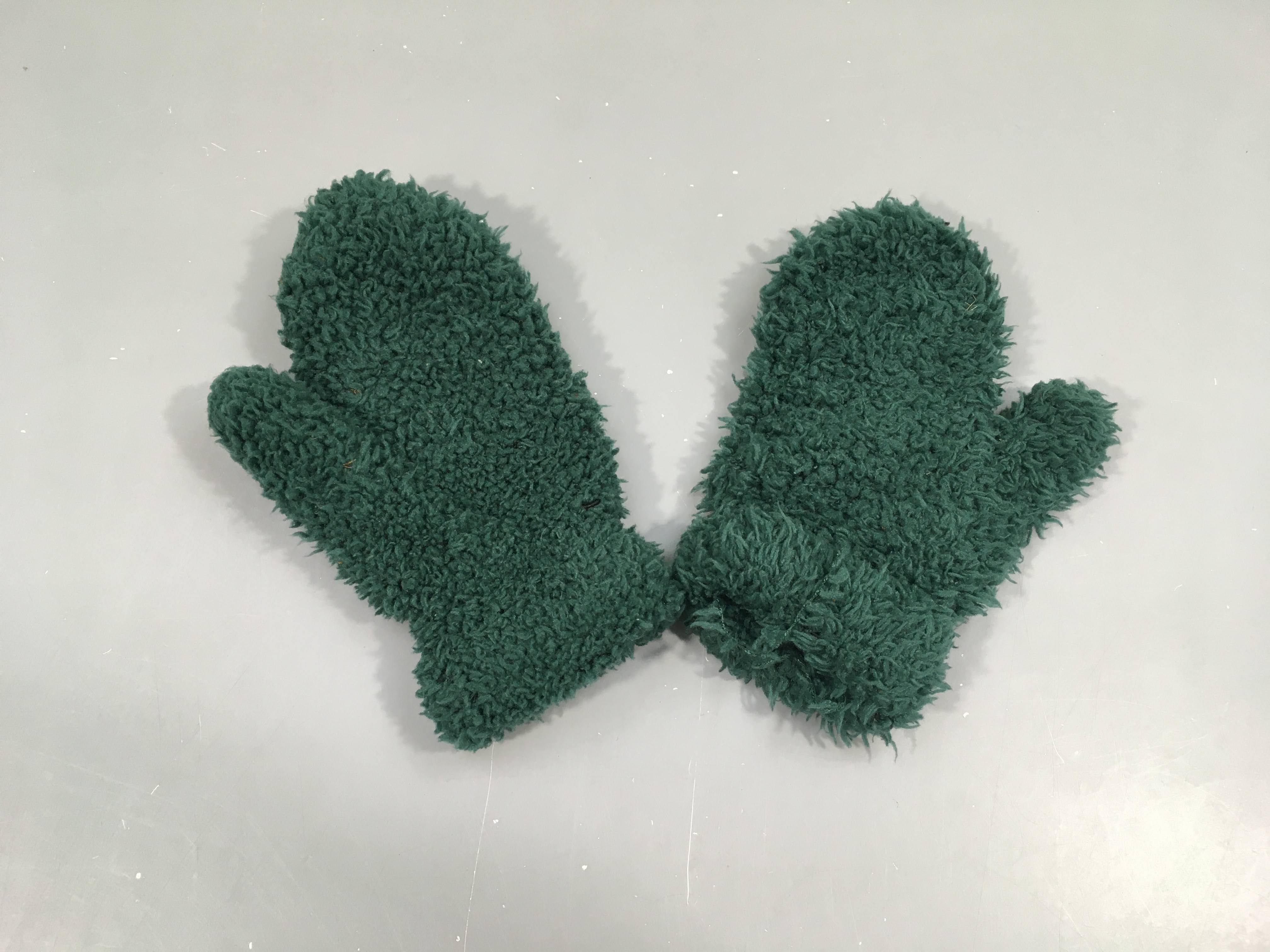 Moufles peluche verte