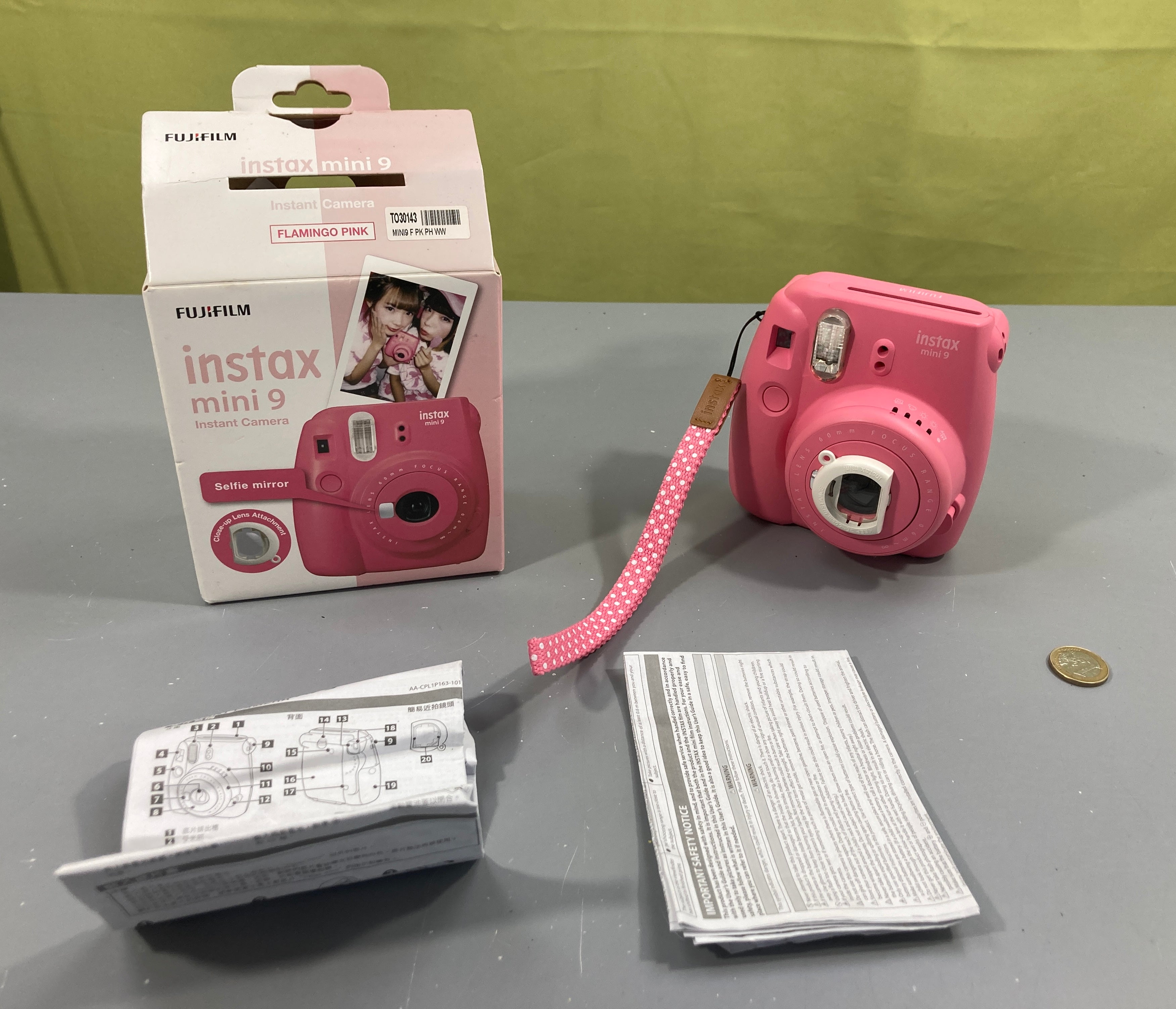 Appareil photo instantané Instax mini 9, Fujifilm, Flamingo pink, 75€ neuf