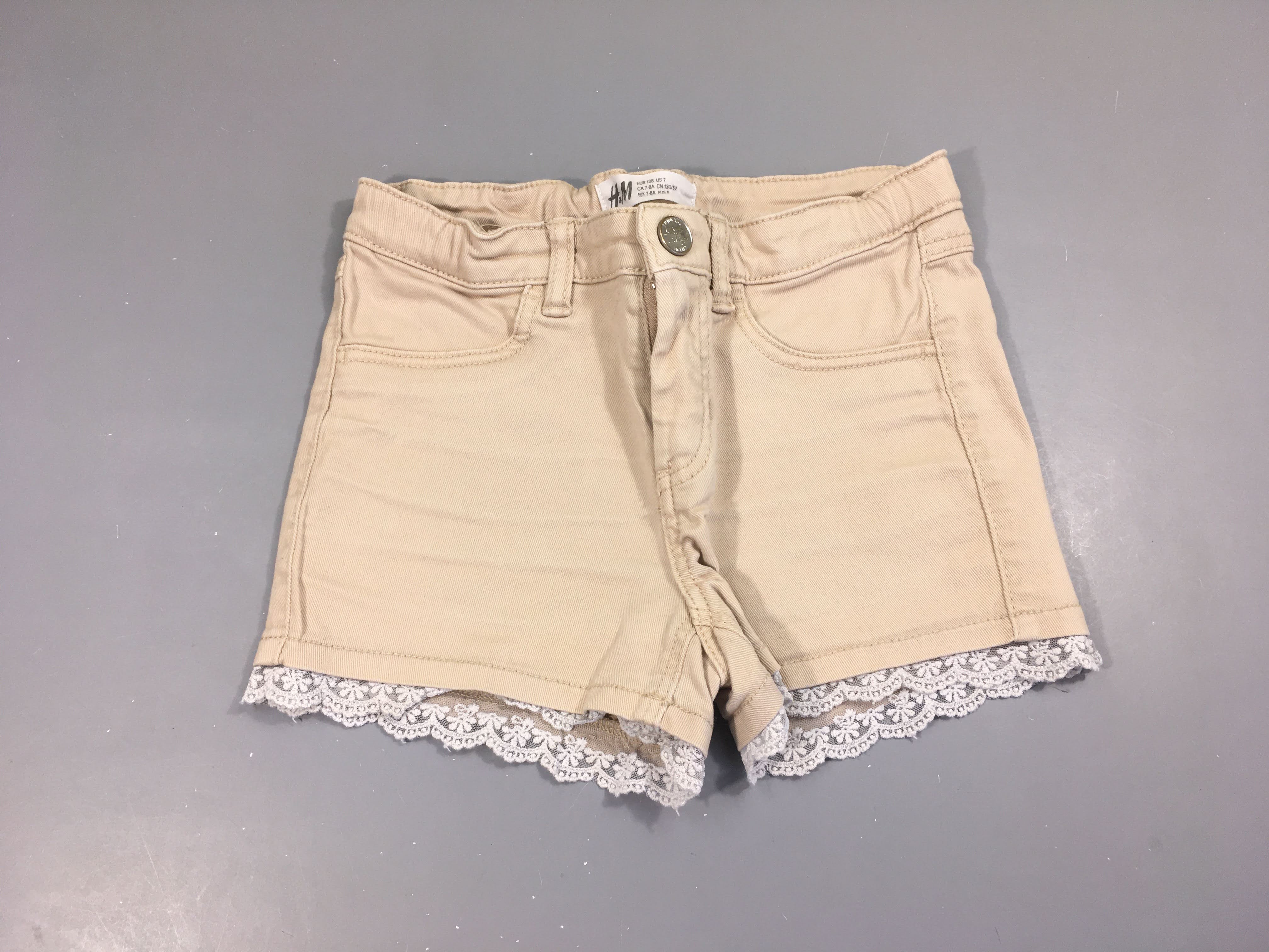 Short toile beige broderies