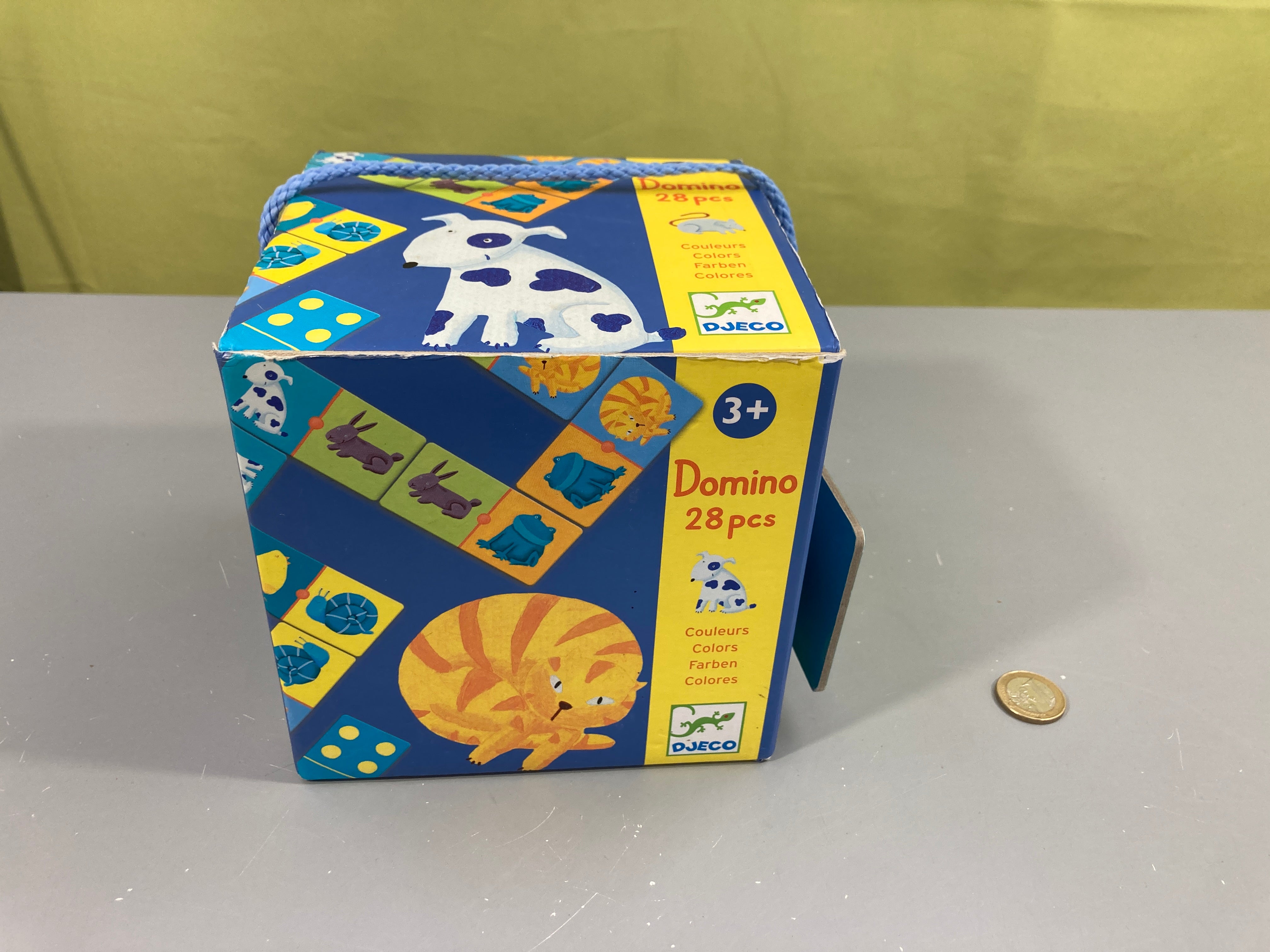 Domino 28pcs couleurs, +2a, un domino se décole