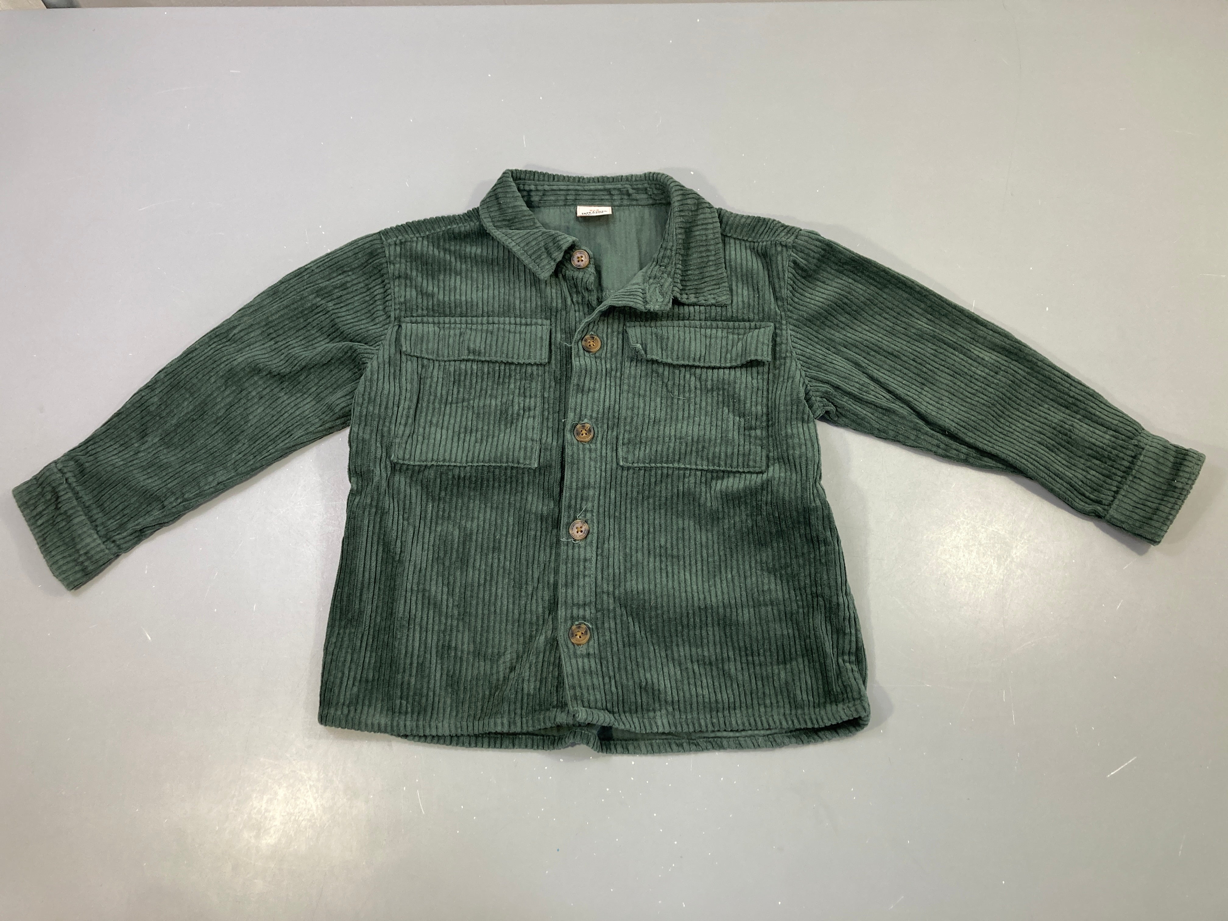 Chemise m.l velours côtelé vert foncé