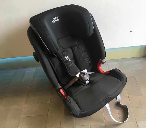 Siège auto noir Britax römer advansafix IV R, groupe 1,2,3, parfait état, moins cher chez Petit Kiwi