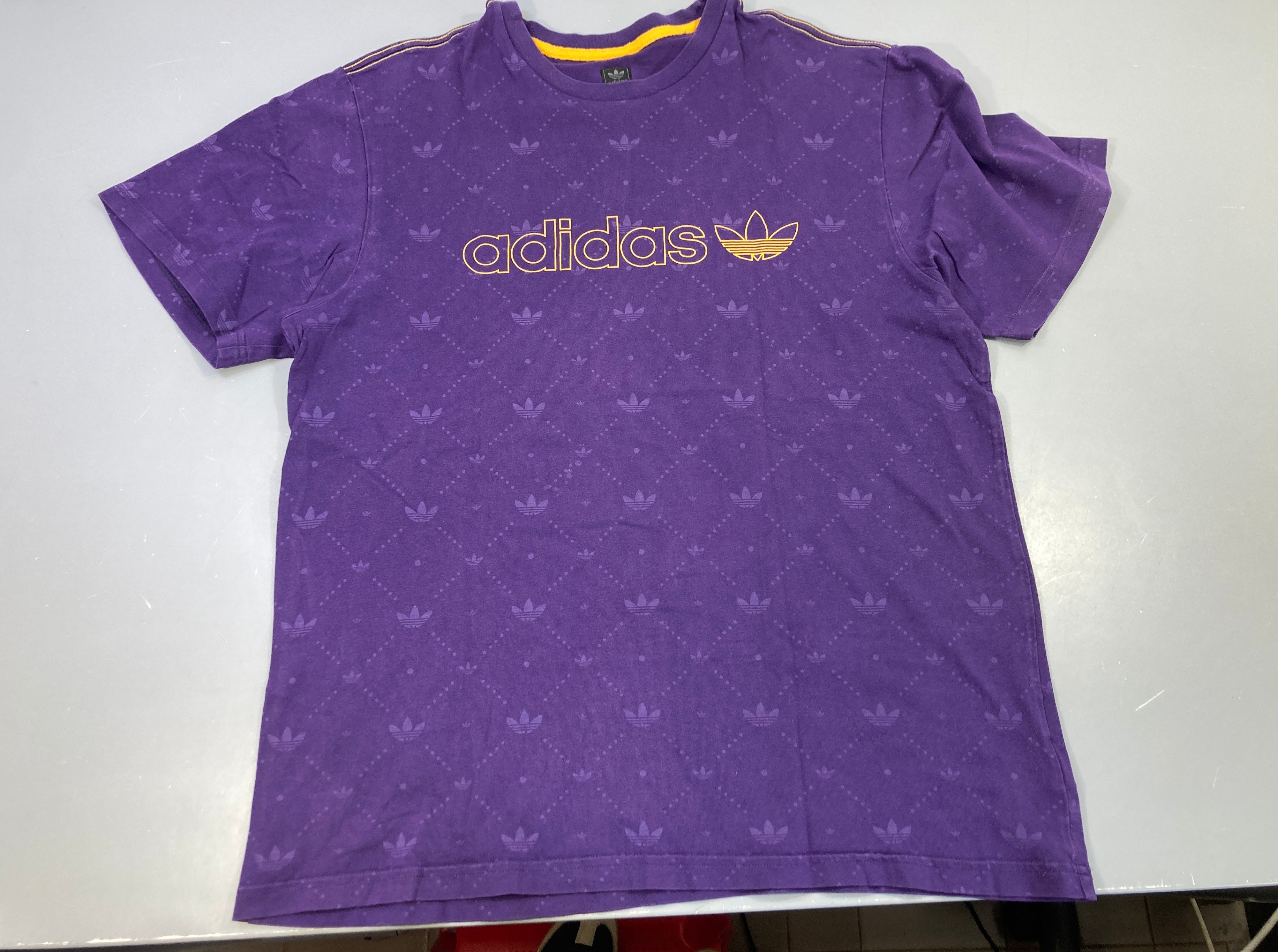 T-shirt m.c violet Adidas motif discret