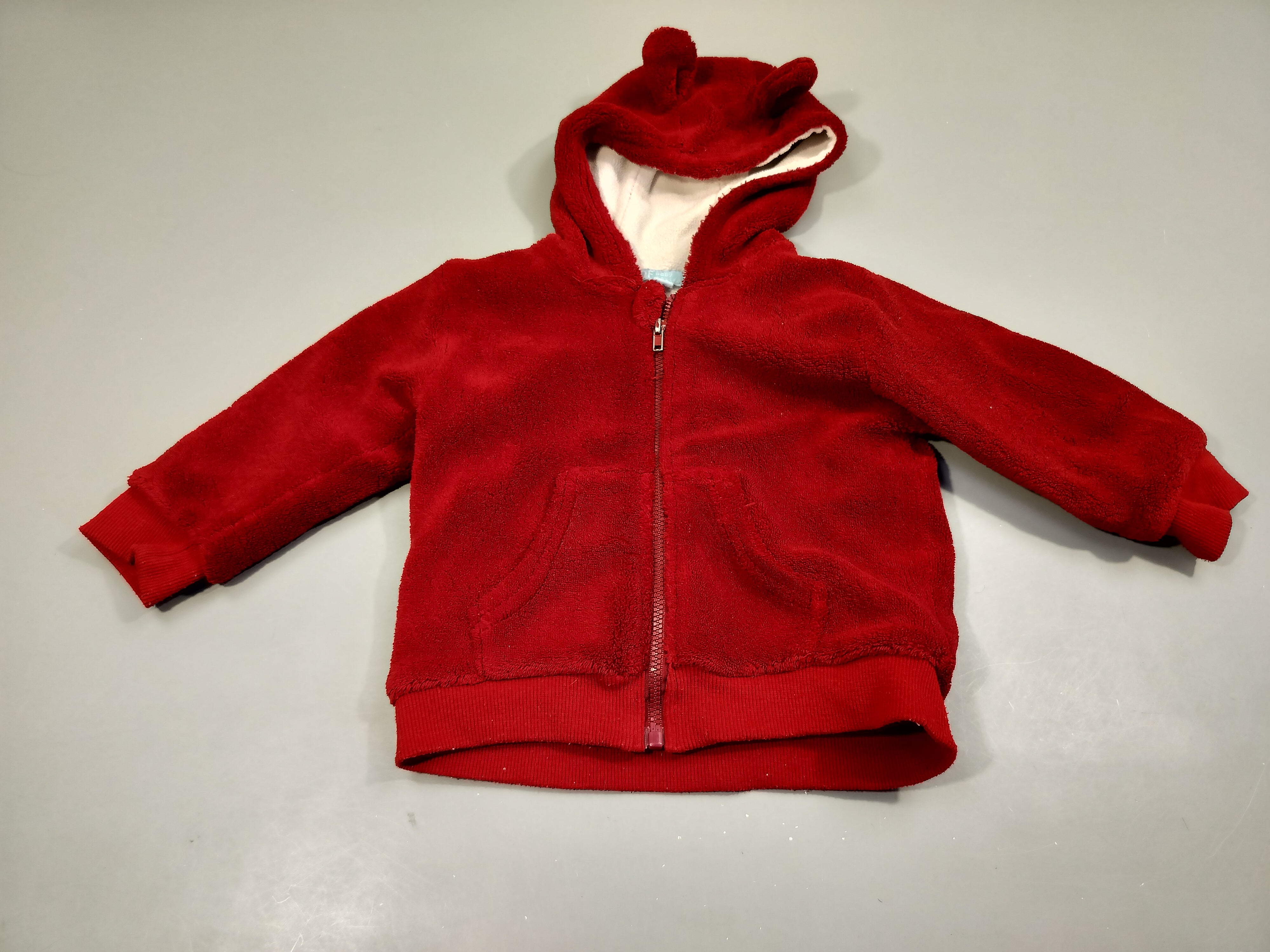 Gilet zippé à capuche  velours rouge  100% polyester