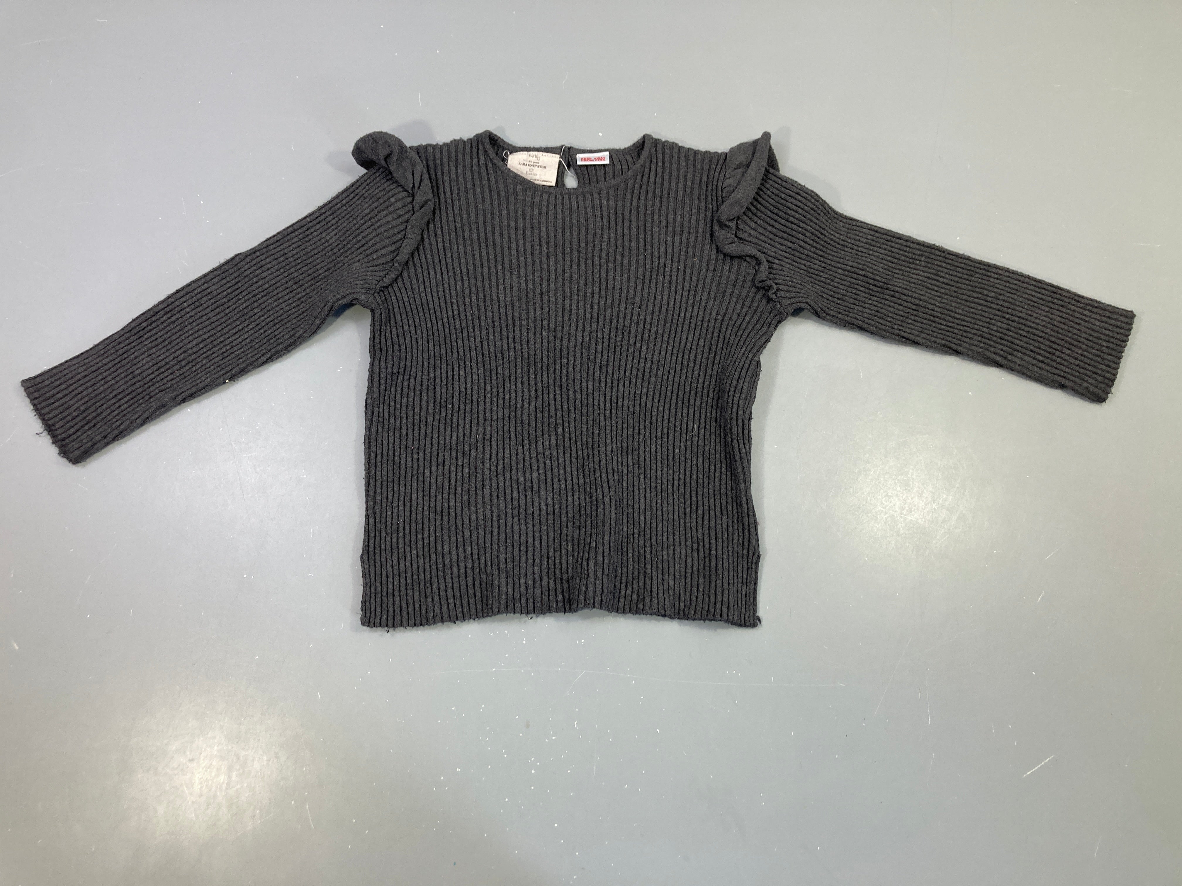Pull ml gris côtelé, épaules volantées