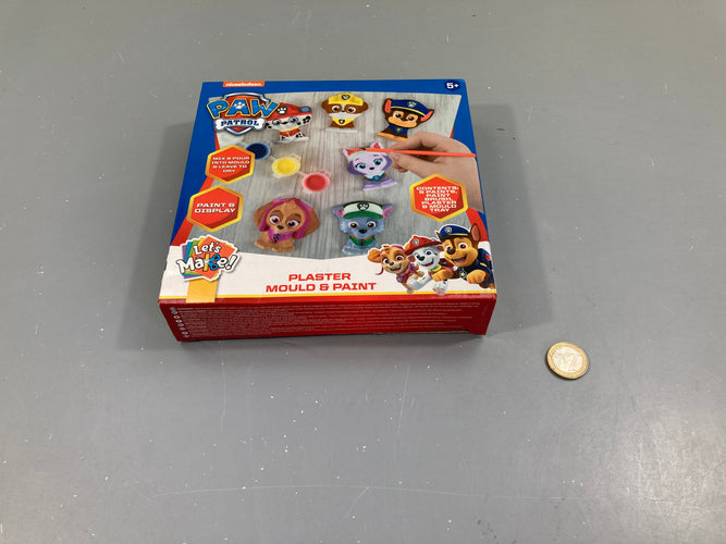 Kit de moulage et de peinture des figurines en plâtre des personnages Pat' Patrouille., moins cher chez Petit Kiwi