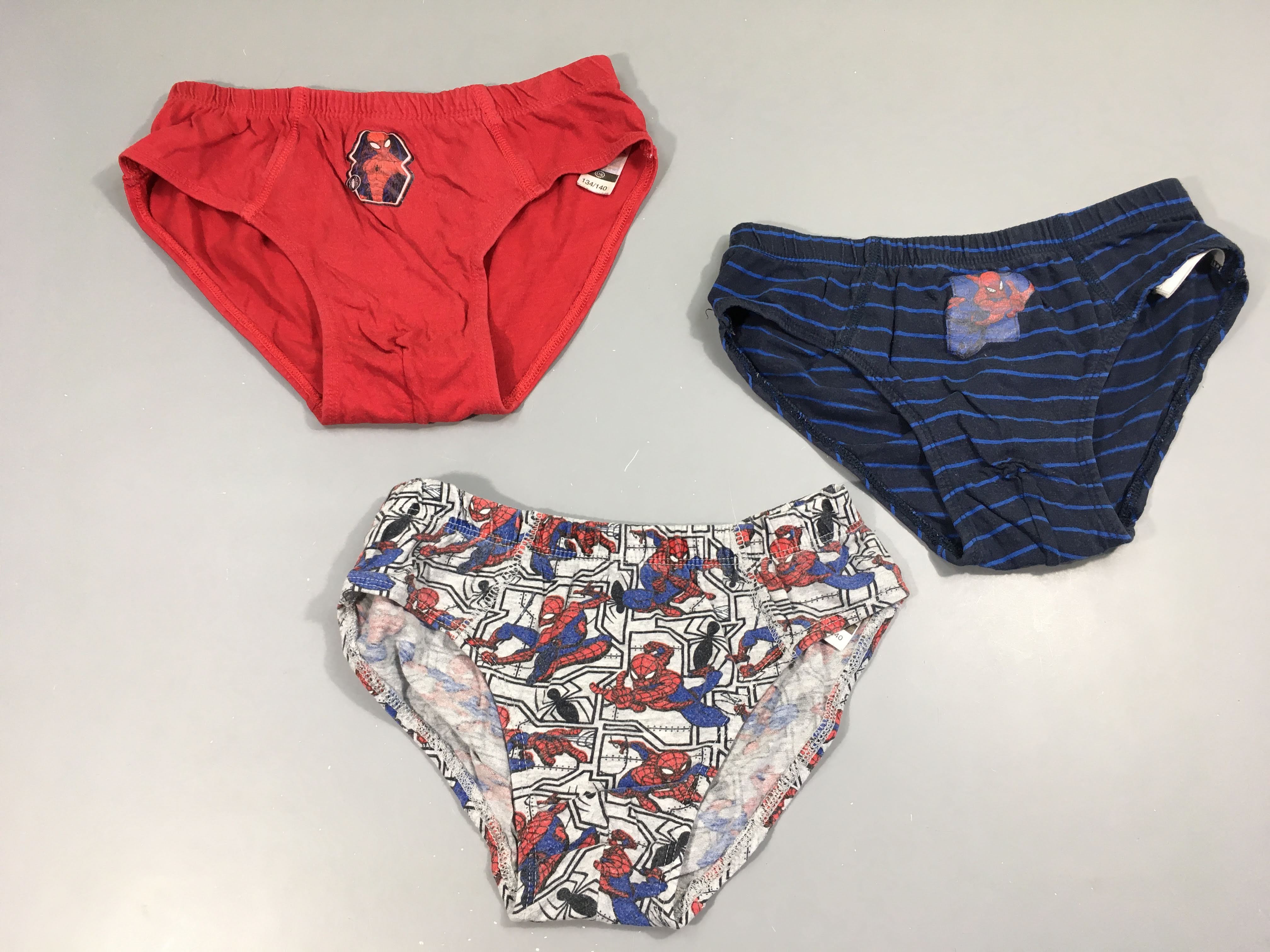 3 Slips bleu-gris-rouge Spiderman