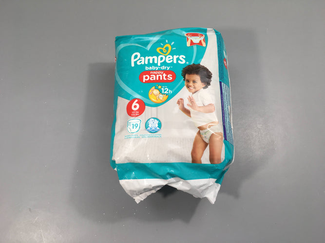 NEUF paquet de 19 Pampers baby-drayé nappy pants, taille 6 (15+kg), moins cher chez Petit Kiwi
