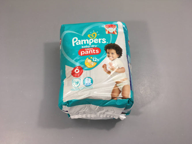 NEUF paquet de 19 Pampers baby-drayé nappy pants, taille 6 (15+kg), moins cher chez Petit Kiwi