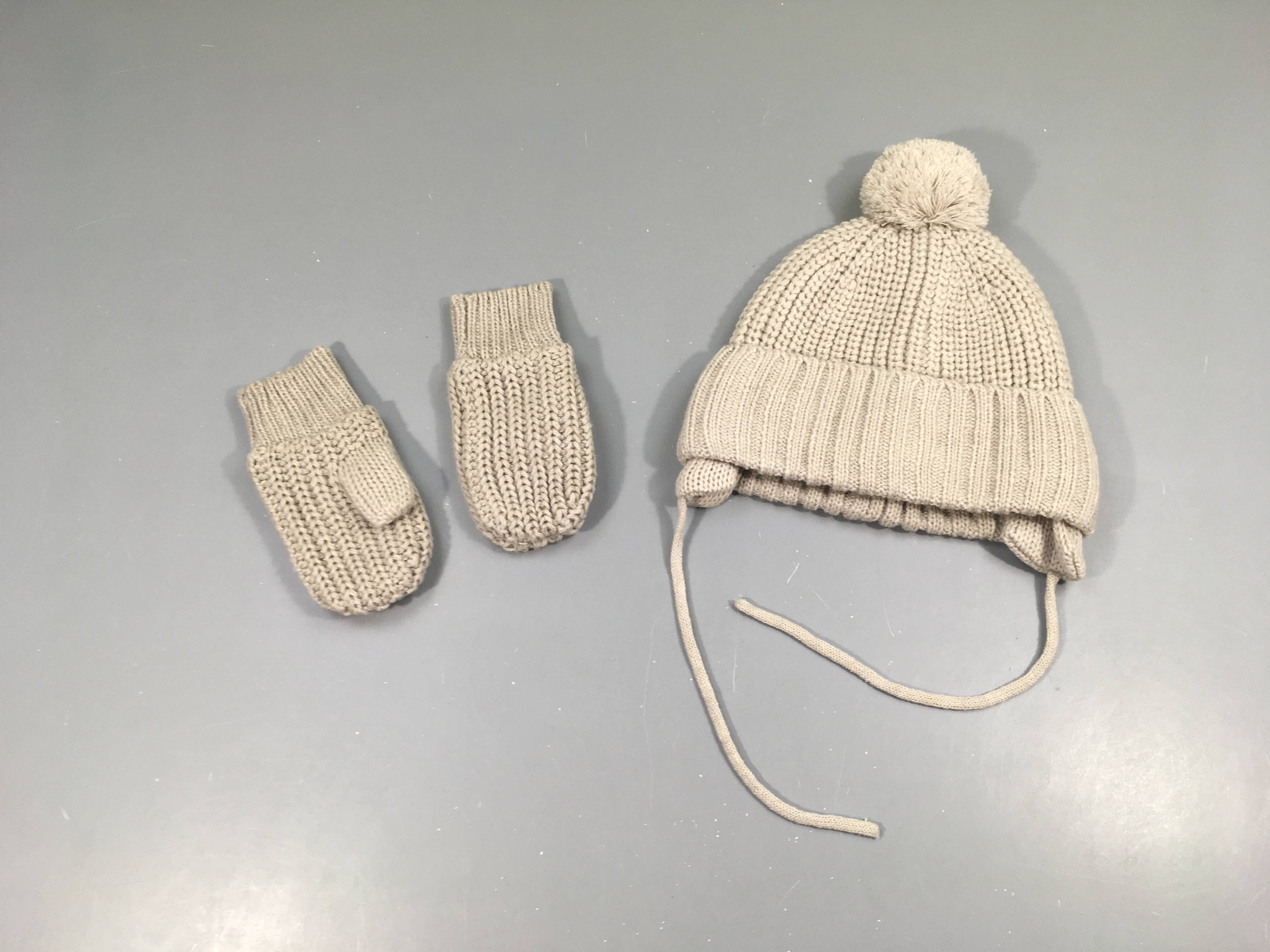 Bonnet beige  + moufles