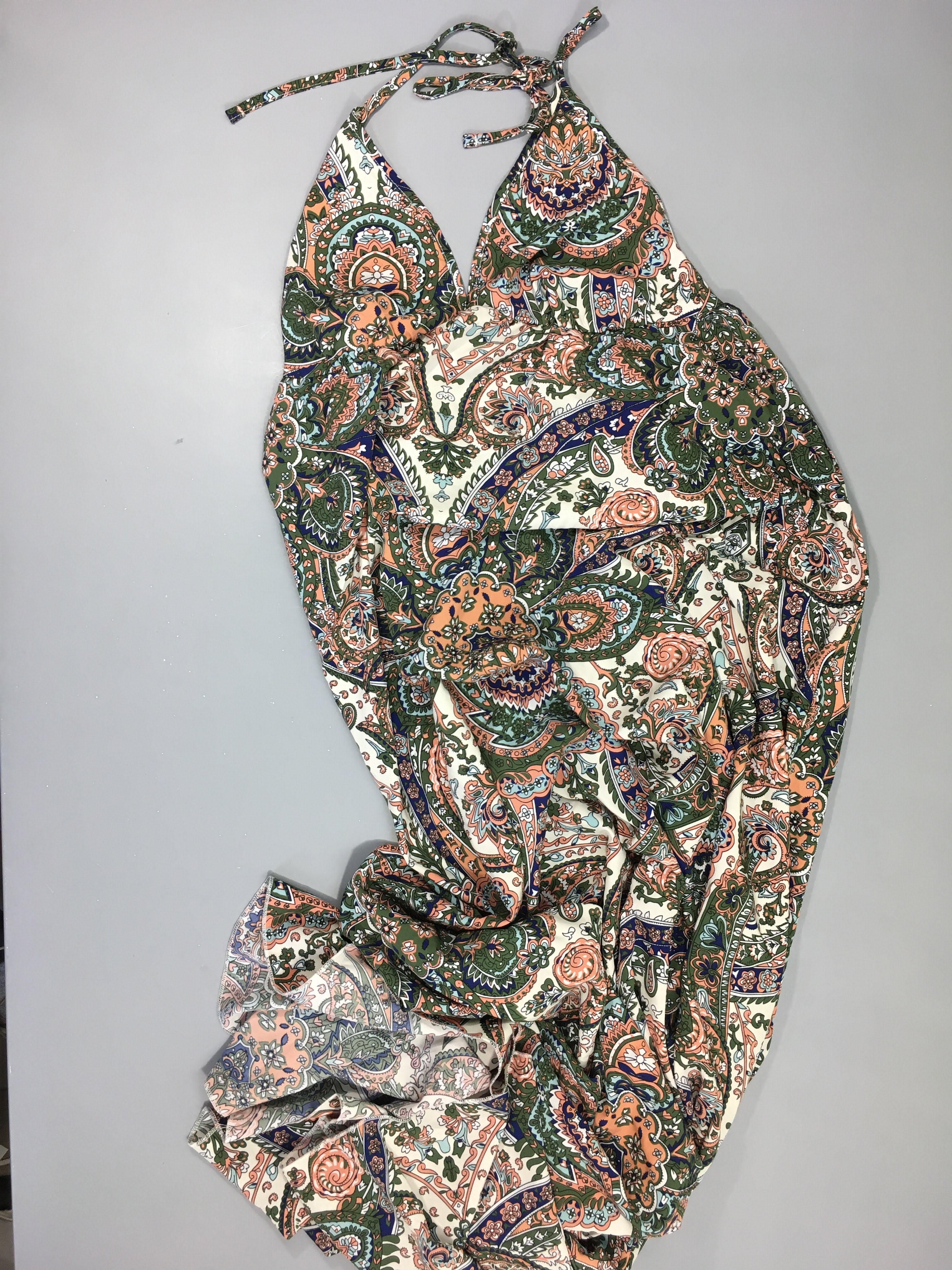 Robe longue s.m  blanche motifs vert/bleu/saumon