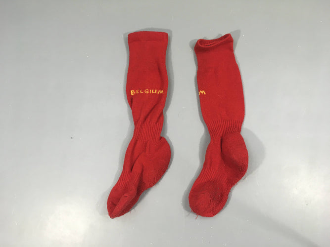 Chaussettes de foot rouge Belgium boulochées, moins cher chez Petit Kiwi
