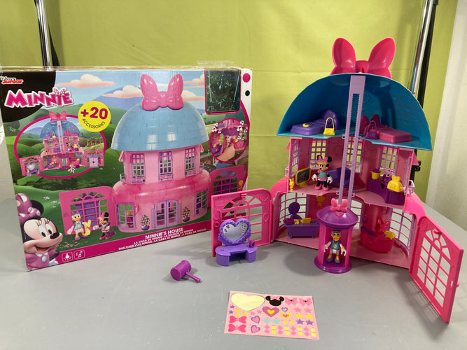 La maison de Minnie Manque juste 3 minis accessoires, moins cher chez Petit Kiwi