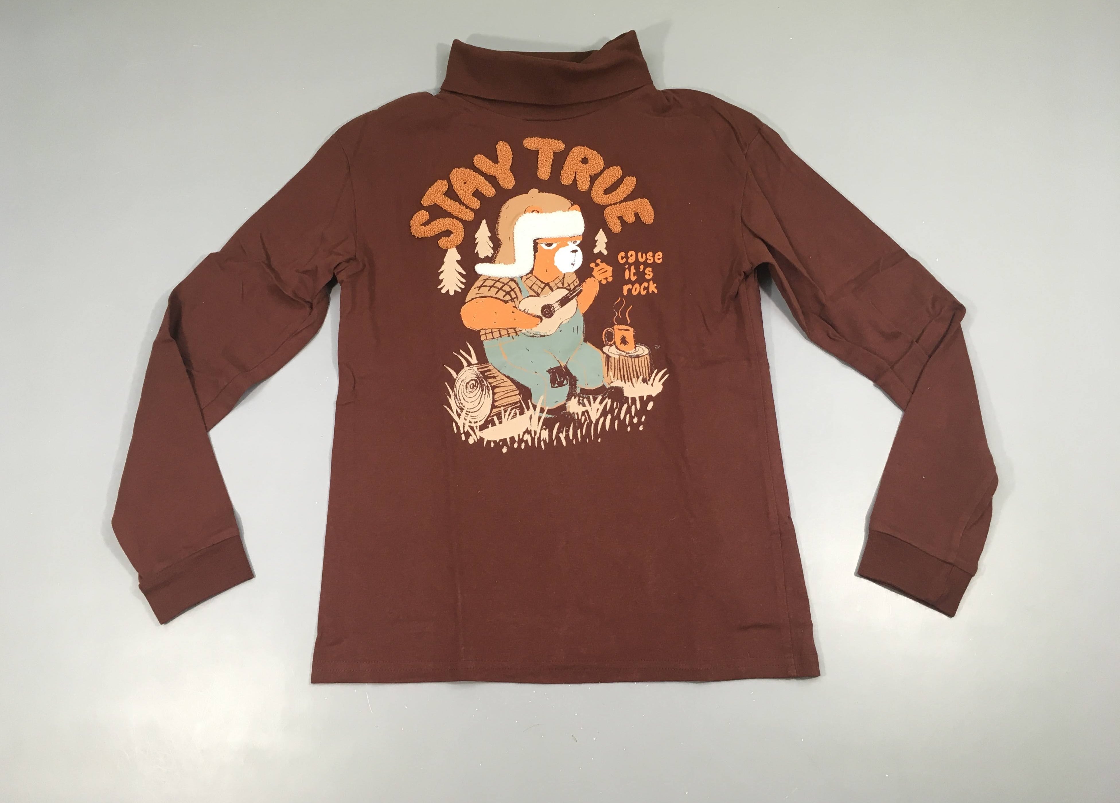 T-shirt m.l bordeux ours stay true col roulé