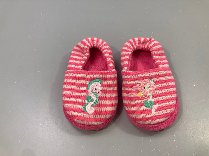 Chaussons rayés rose sirène, moins cher chez Petit Kiwi