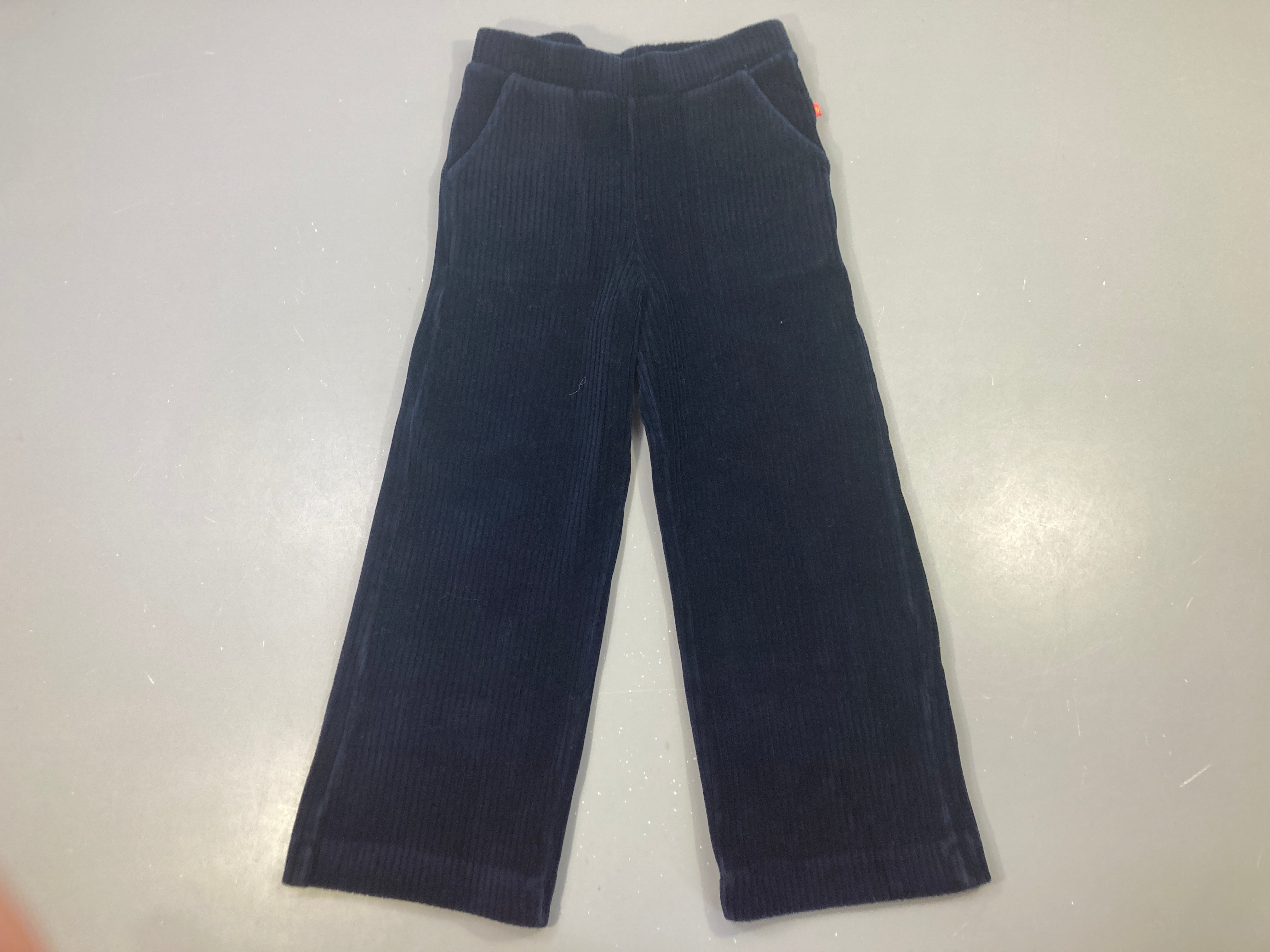 Pantalon velours côtelé bleu marine large