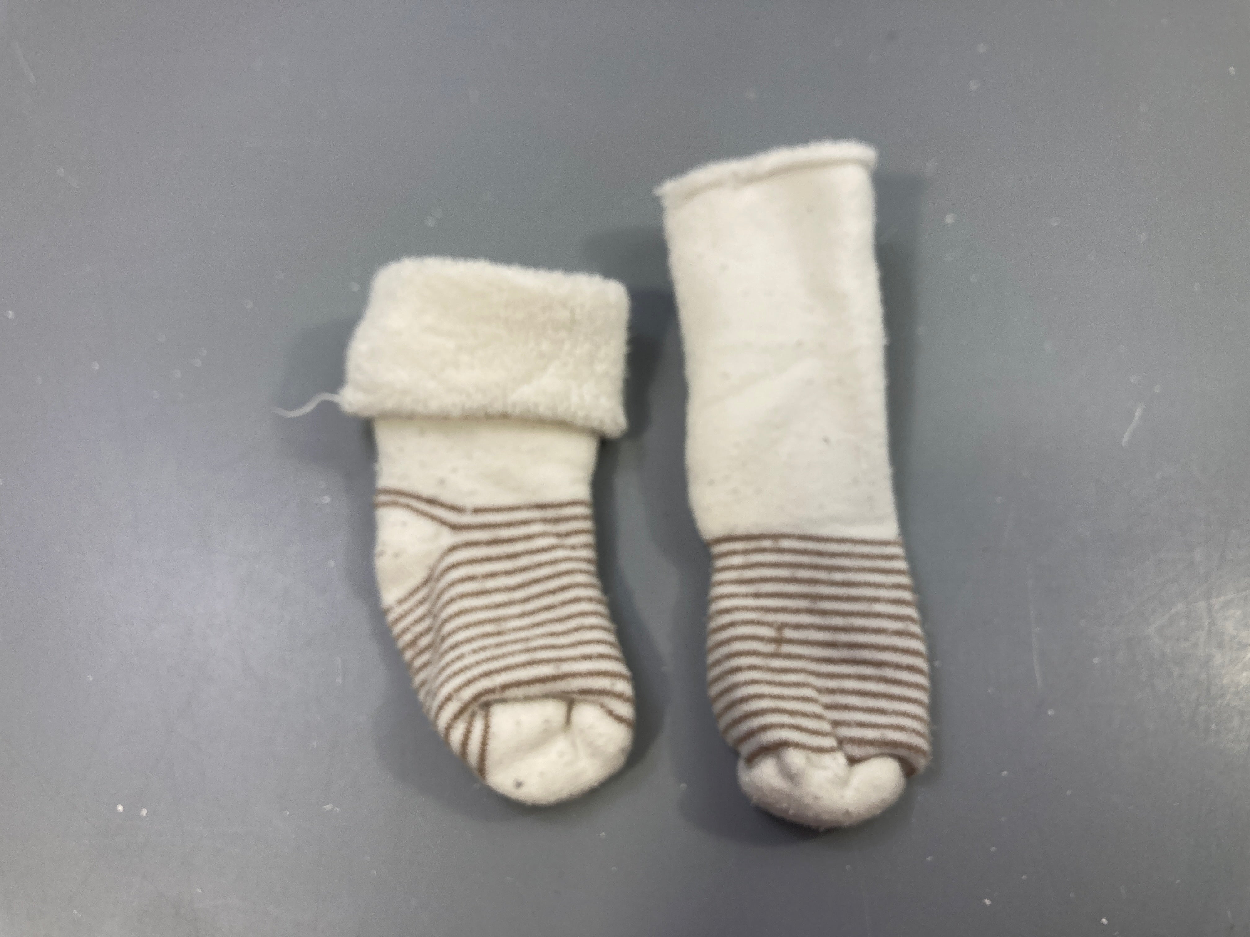 Chaussettes rayées écru marron