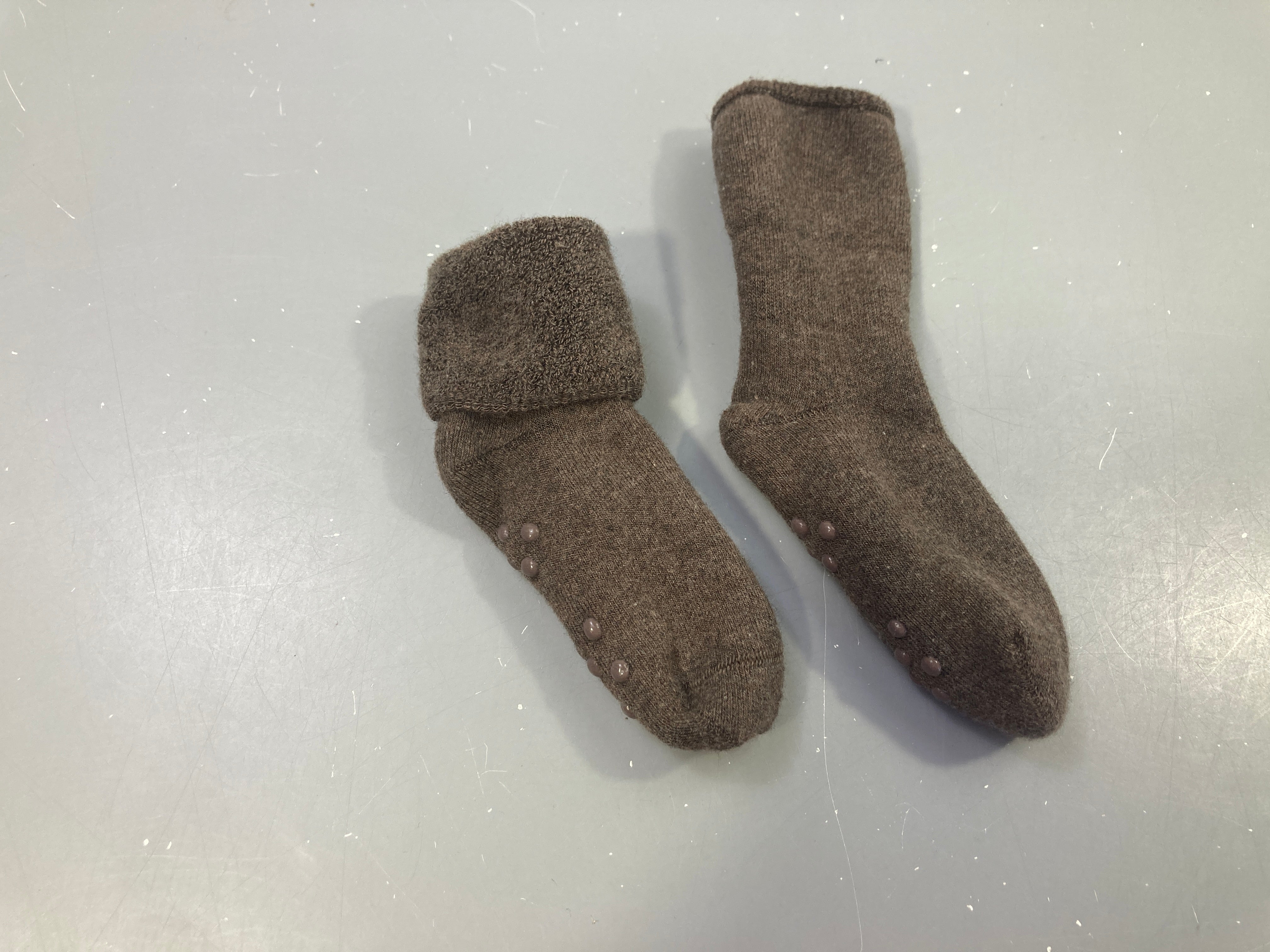 Chaussettes antidérapantes marron