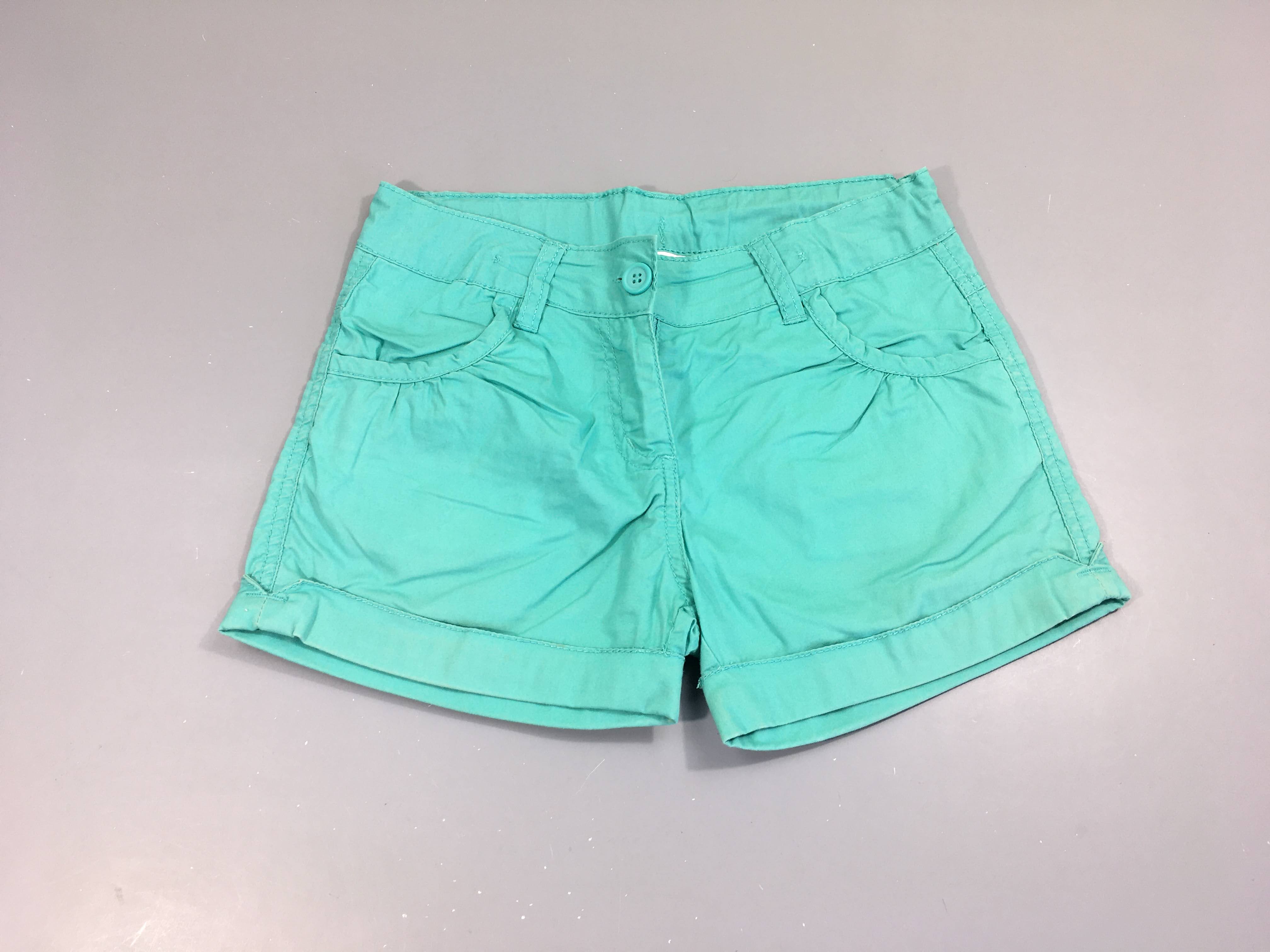 Short vert à revers