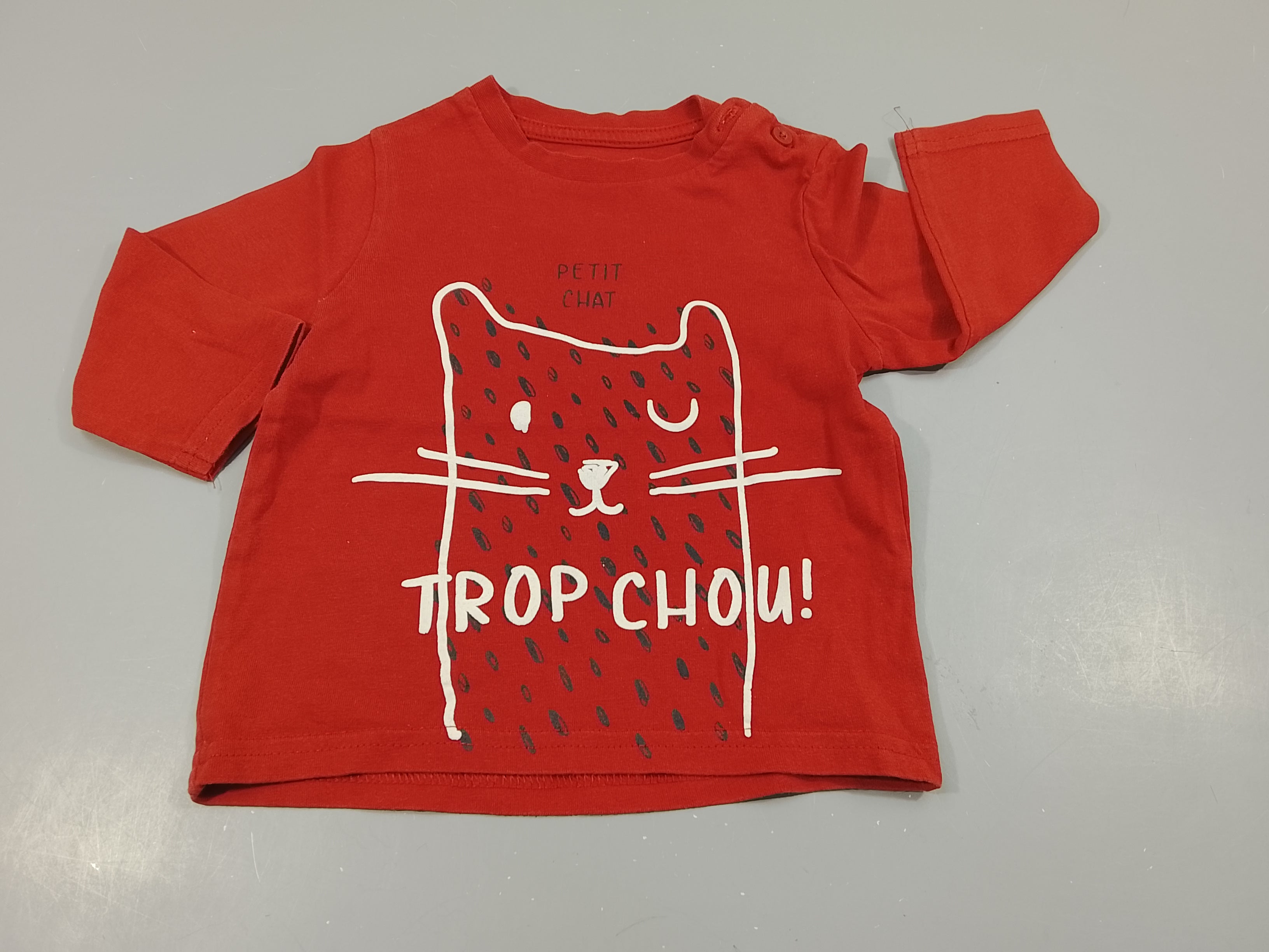 T-shirt m.l rouge chat 