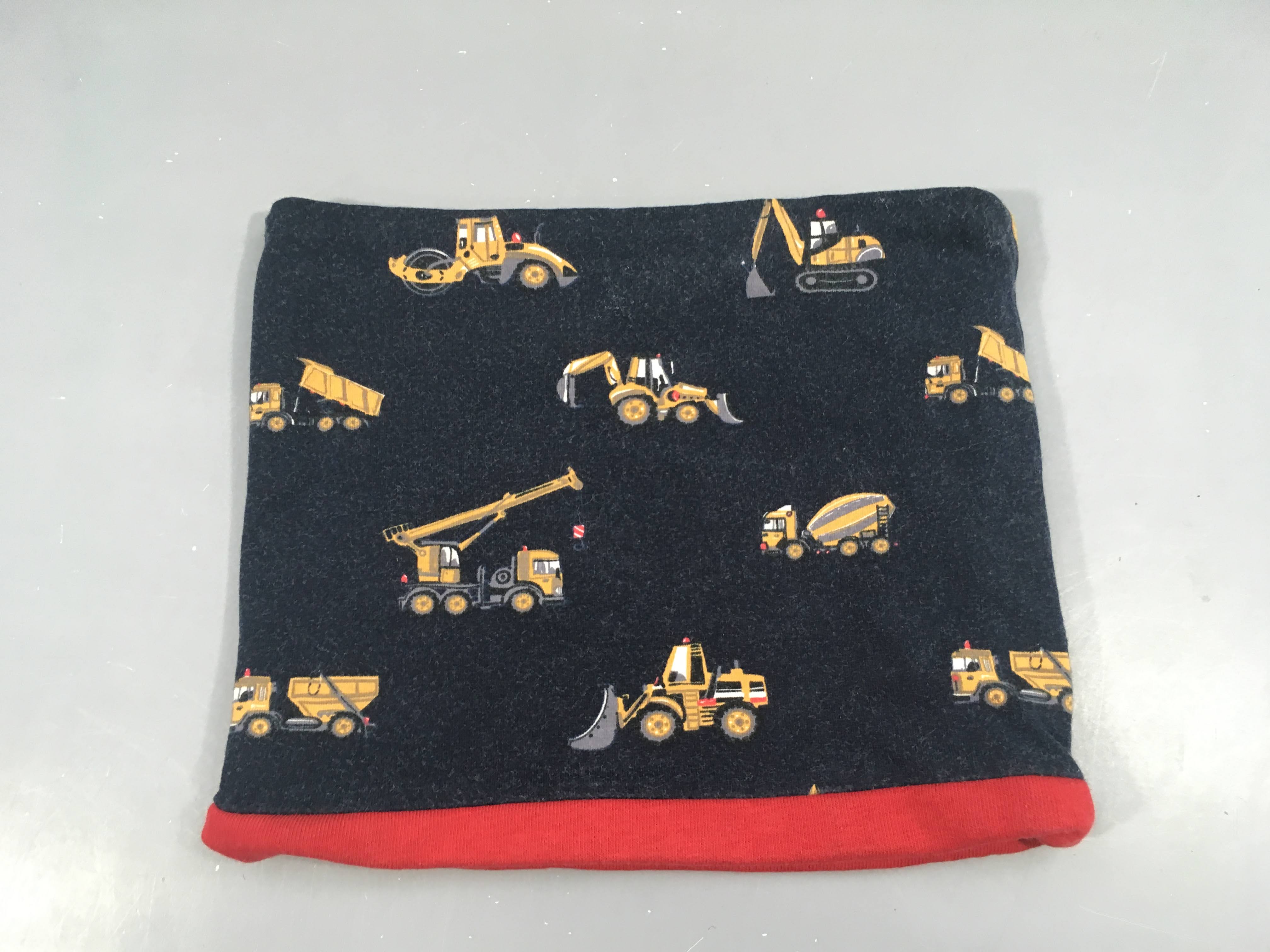 Tour de cou jersey bleu marine, un peu décoloré