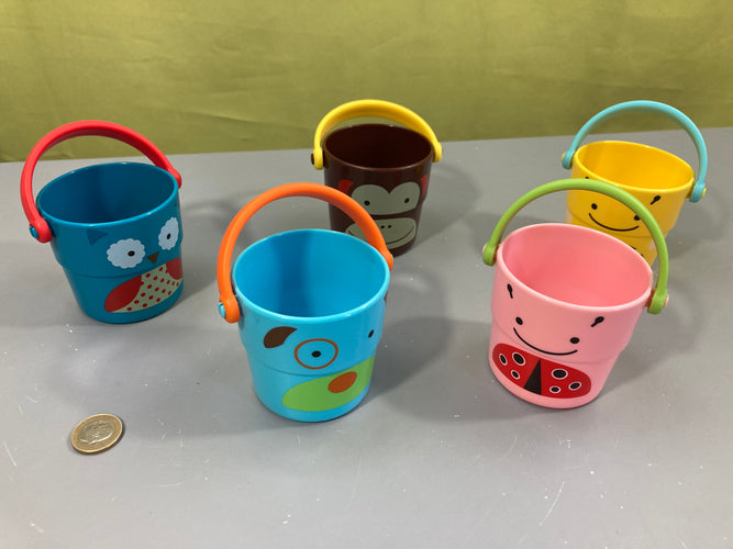 Skip-Hop Seaux empilables de bain Zoo, moins cher chez Petit Kiwi