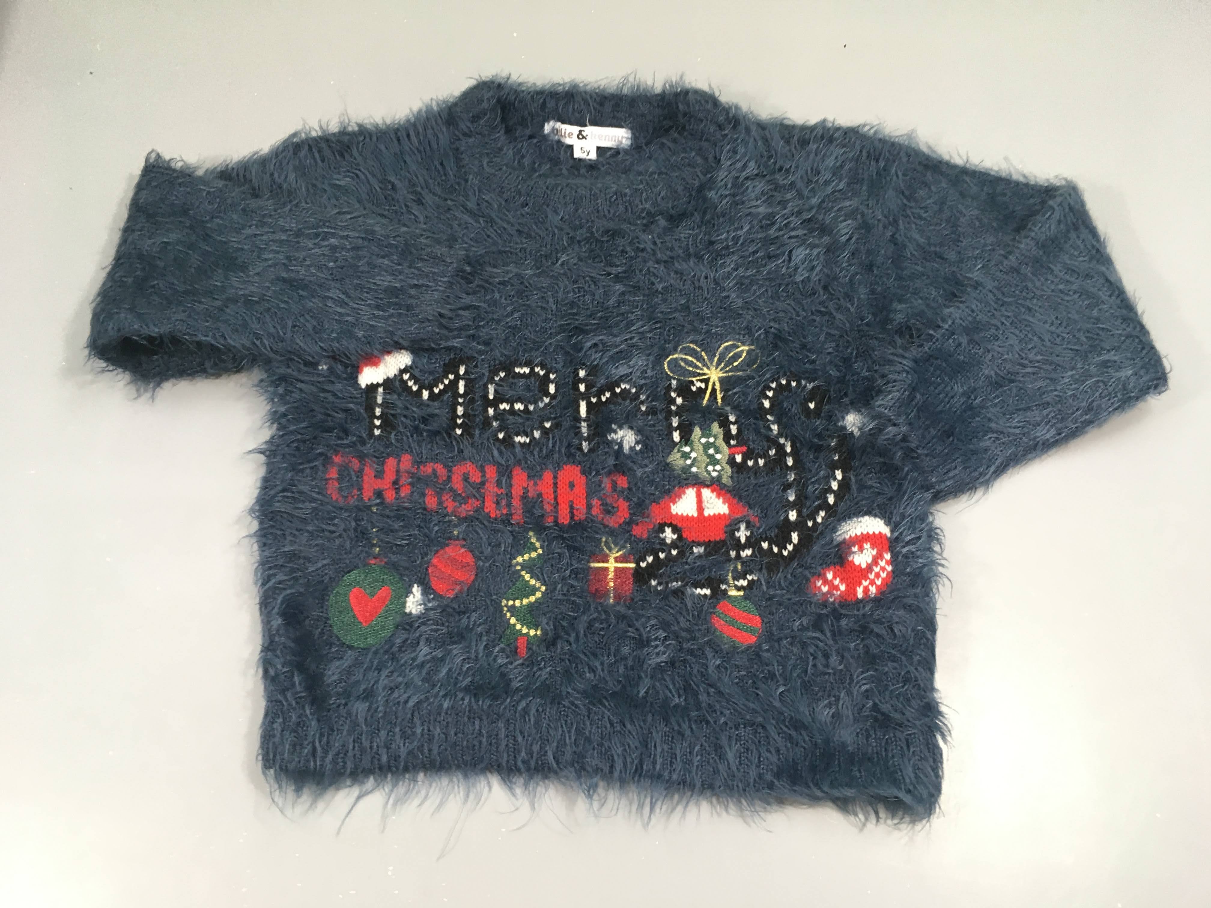 Pull de noel bleu poils longs